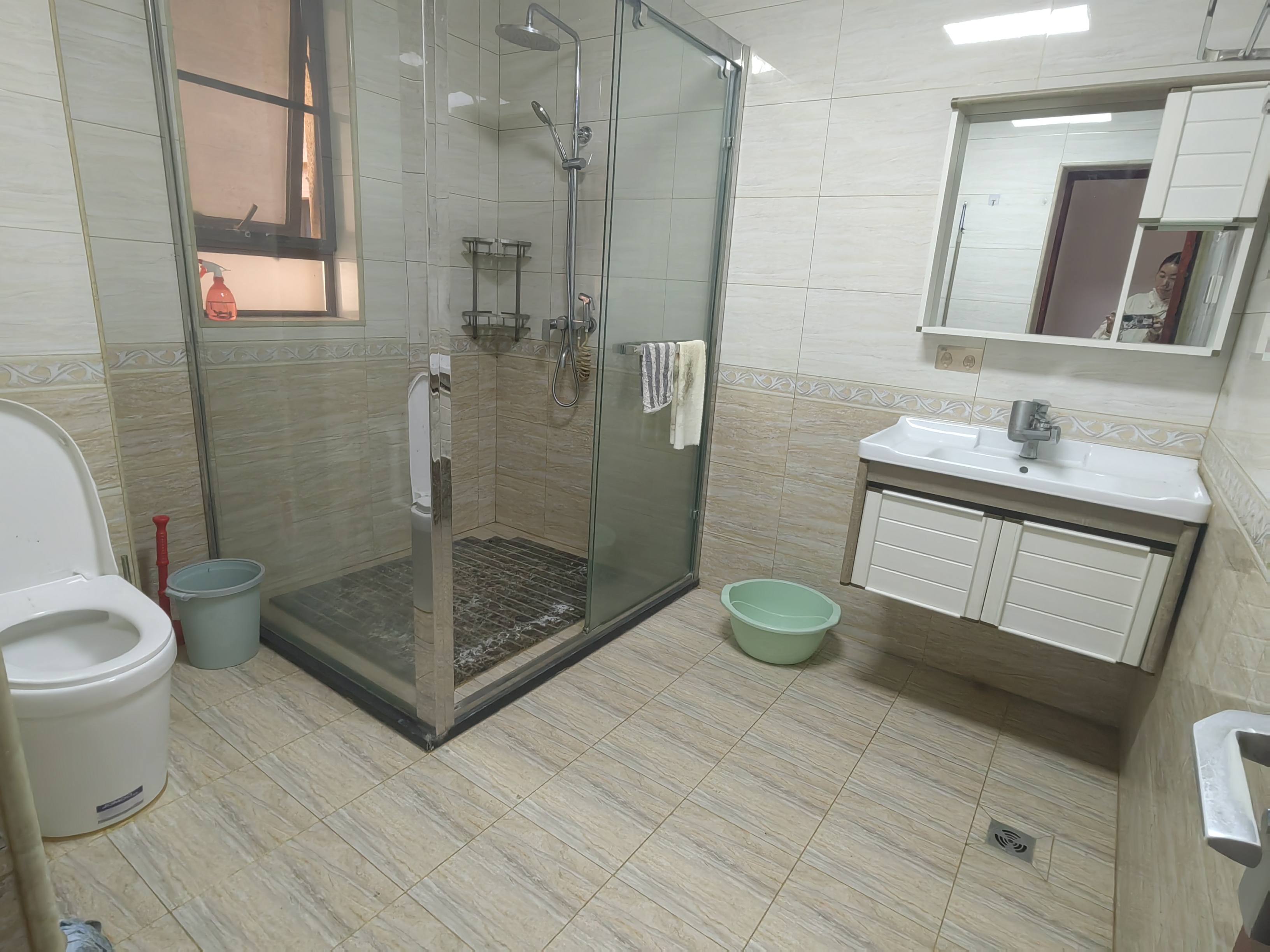 罗曼帝克 2室2厅1卫 2000.0元/月 罗曼帝克 2室2厅1卫 2000.0元/月室内图