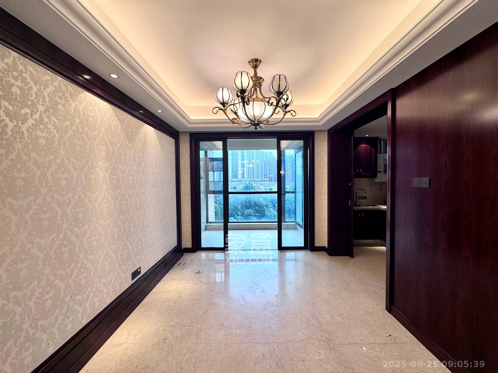 运达中央广场一、二期 3室2厅2卫 7000.0元/月 运达中央广场一、二期 3室2厅2卫 7000.0元/月室内图