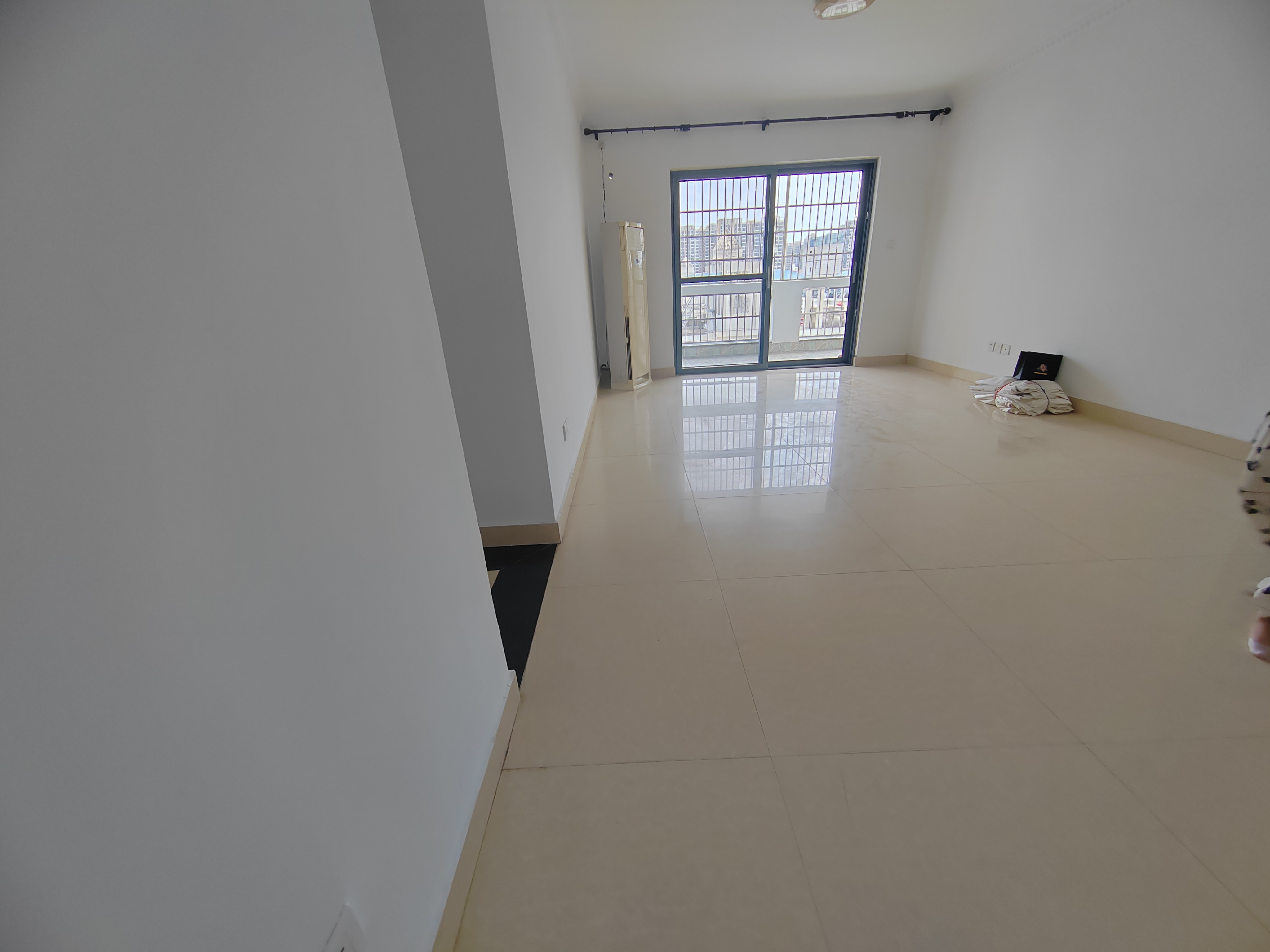 沁雅家园  3室2厅2卫    2700.0元/月室内图