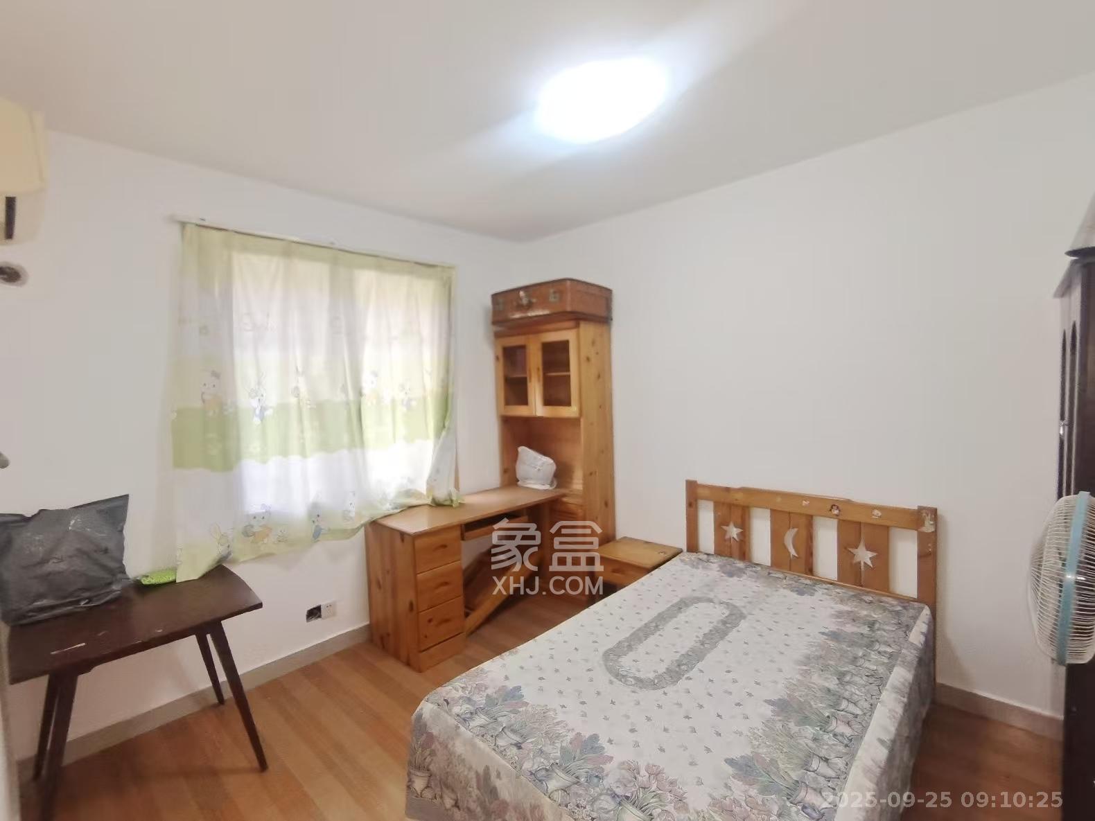 新开铺176号(环线拆迁指挥部) 3室1厅1卫 1600.0元/月 新开铺176号(环线拆迁指挥部) 3室1厅1卫 1600.0元/月室内图