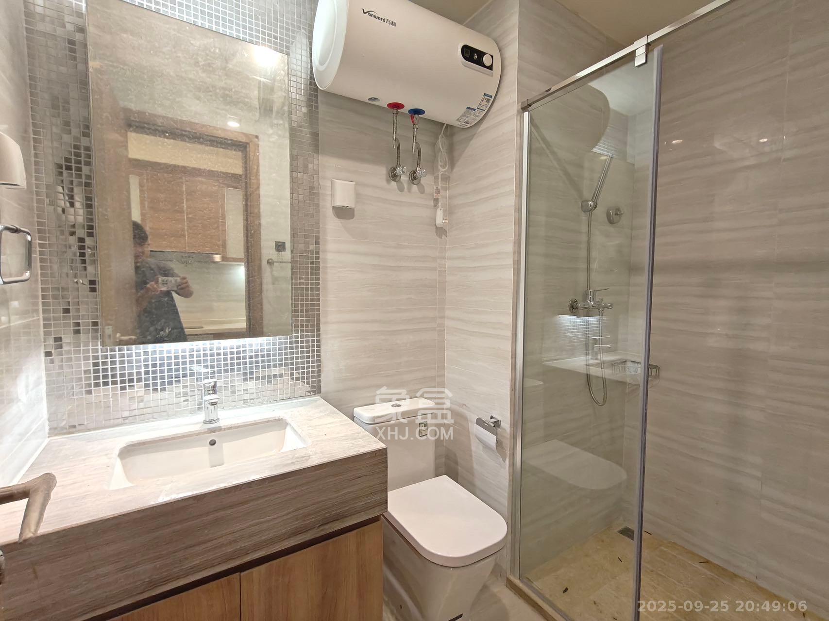 恒大清澜苑(恒大御景半岛四期) 1室1厅1卫 1500.0元/月 恒大清澜苑(恒大御景半岛四期) 1室1厅1卫 1500.0元/月室内图