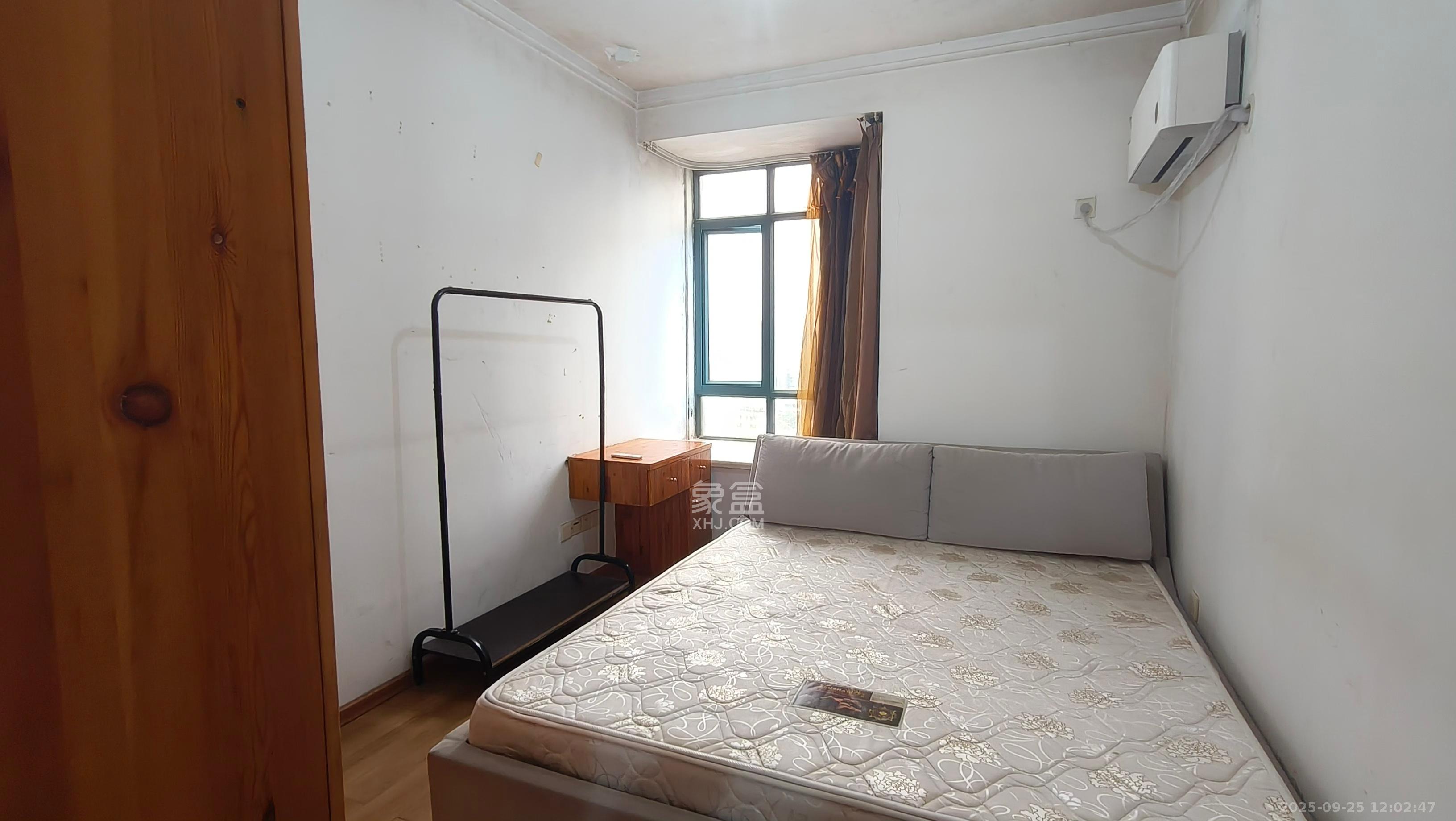 中江国际花城 1室1厅1卫 1550.0元/月 中江国际花城 1室1厅1卫 1550.0元/月室内图