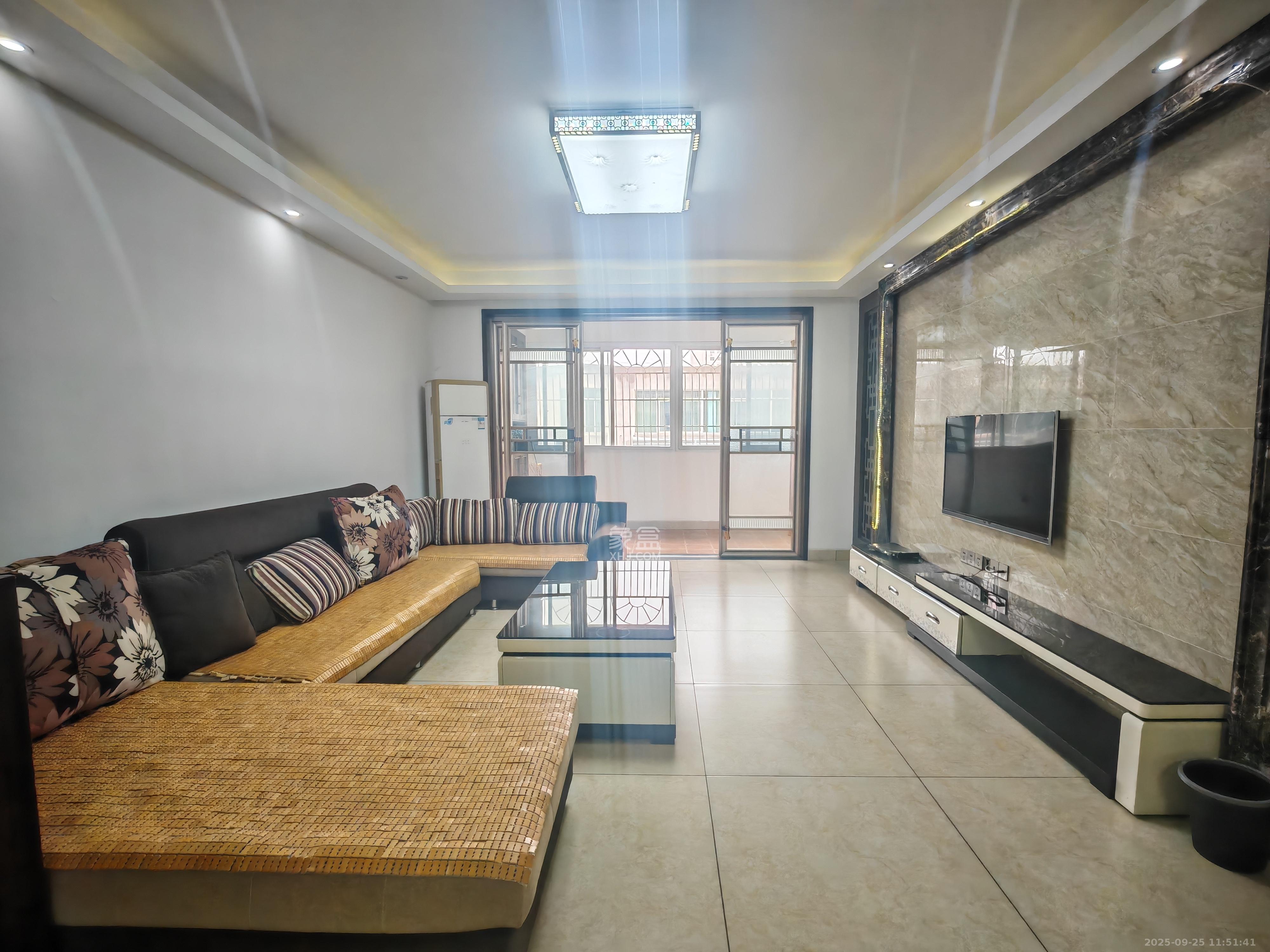 湖南省特种设备检验检测院宿舍楼  3室2厅1卫    2400.0元/月 湖南省特种设备检验检测院宿舍楼  3室2厅1卫    2400.0元/月室内图