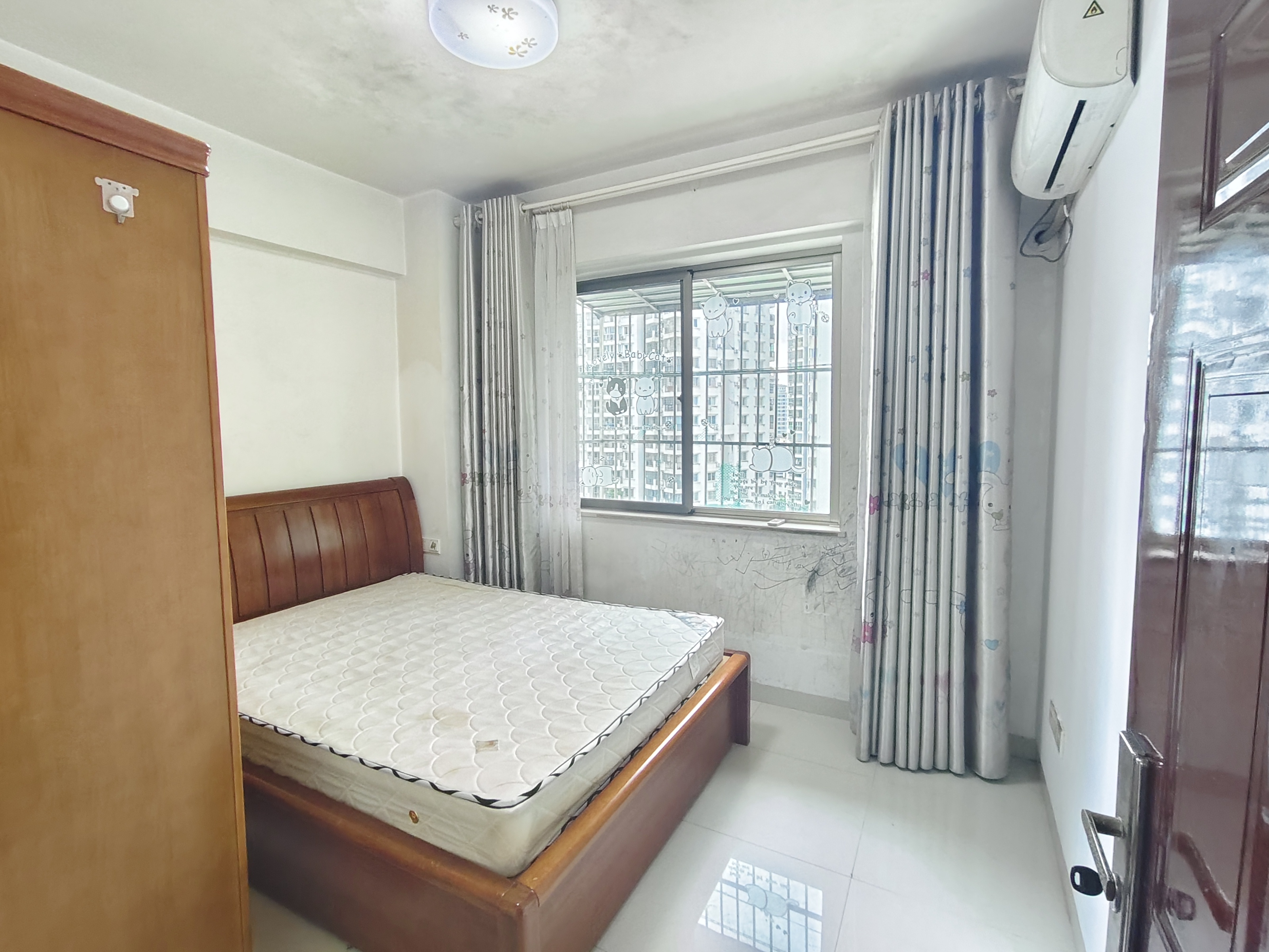 虹冠大厦 1室1厅1卫 1900.0元/月 虹冠大厦 1室1厅1卫 1900.0元/月室内图