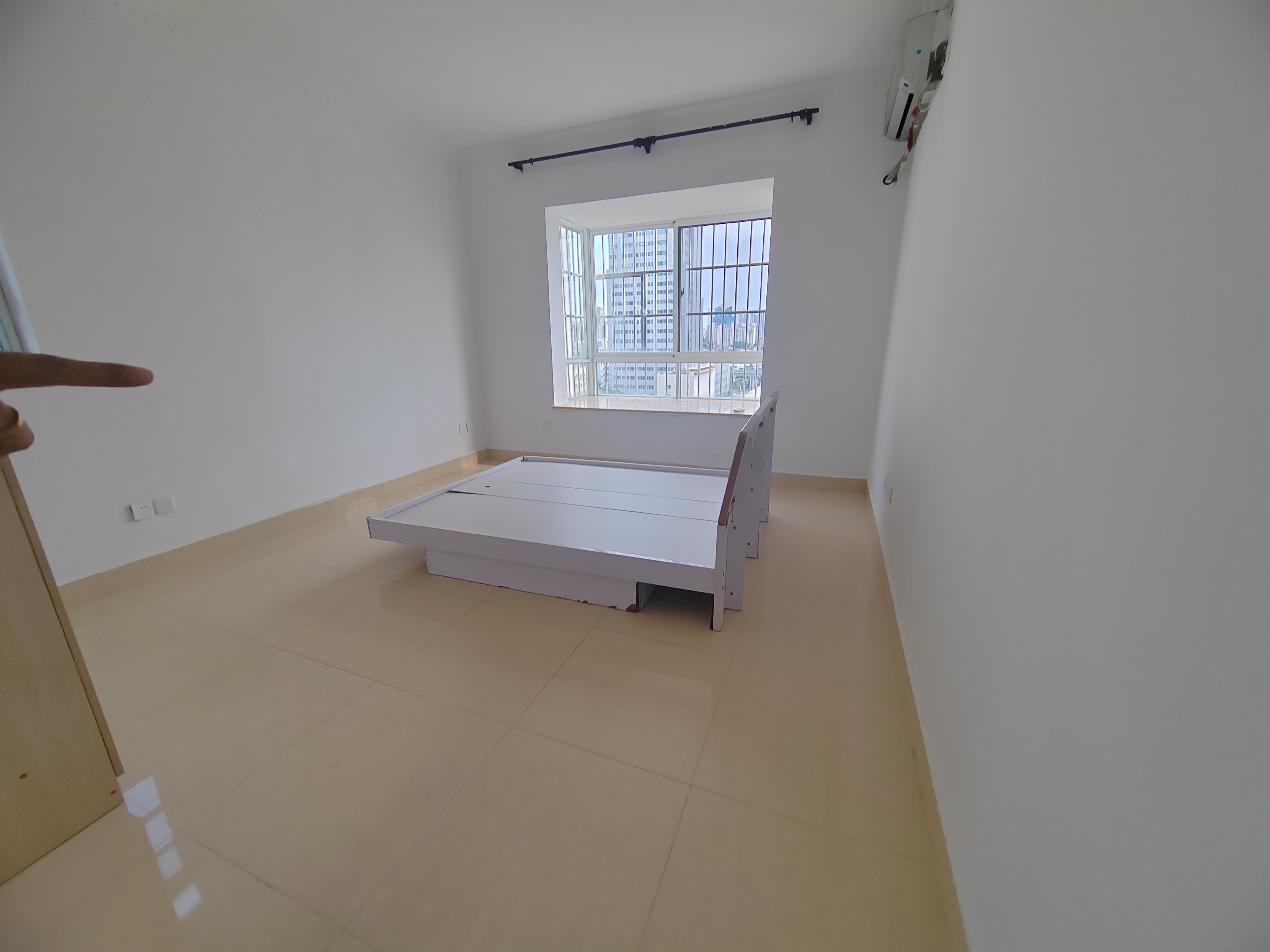 沁雅家园  3室2厅2卫    2700.0元/月室内图