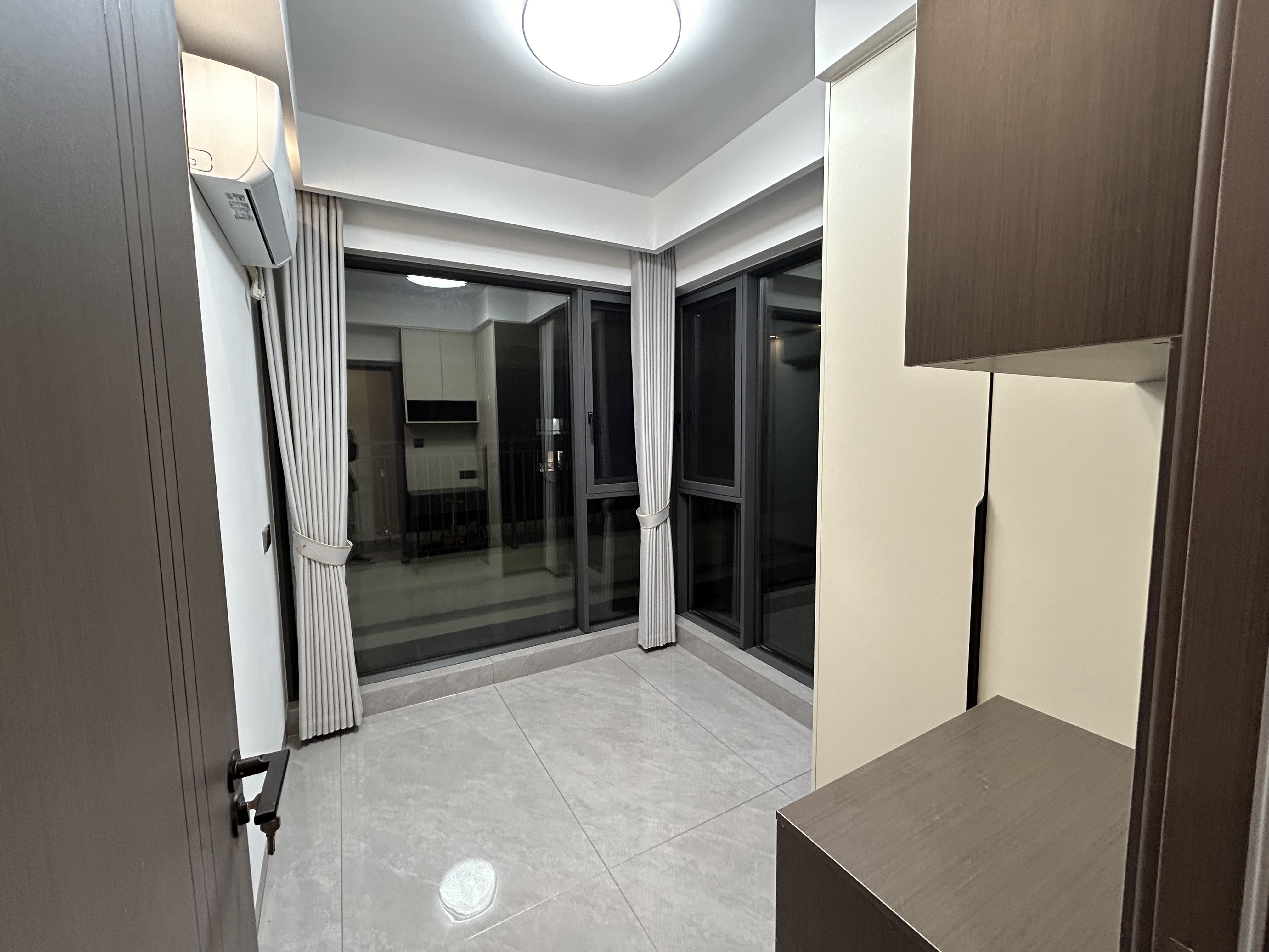 世茂云城 3室2厅2卫 1800.0元/月 世茂云城 3室2厅2卫 1800.0元/月室内图