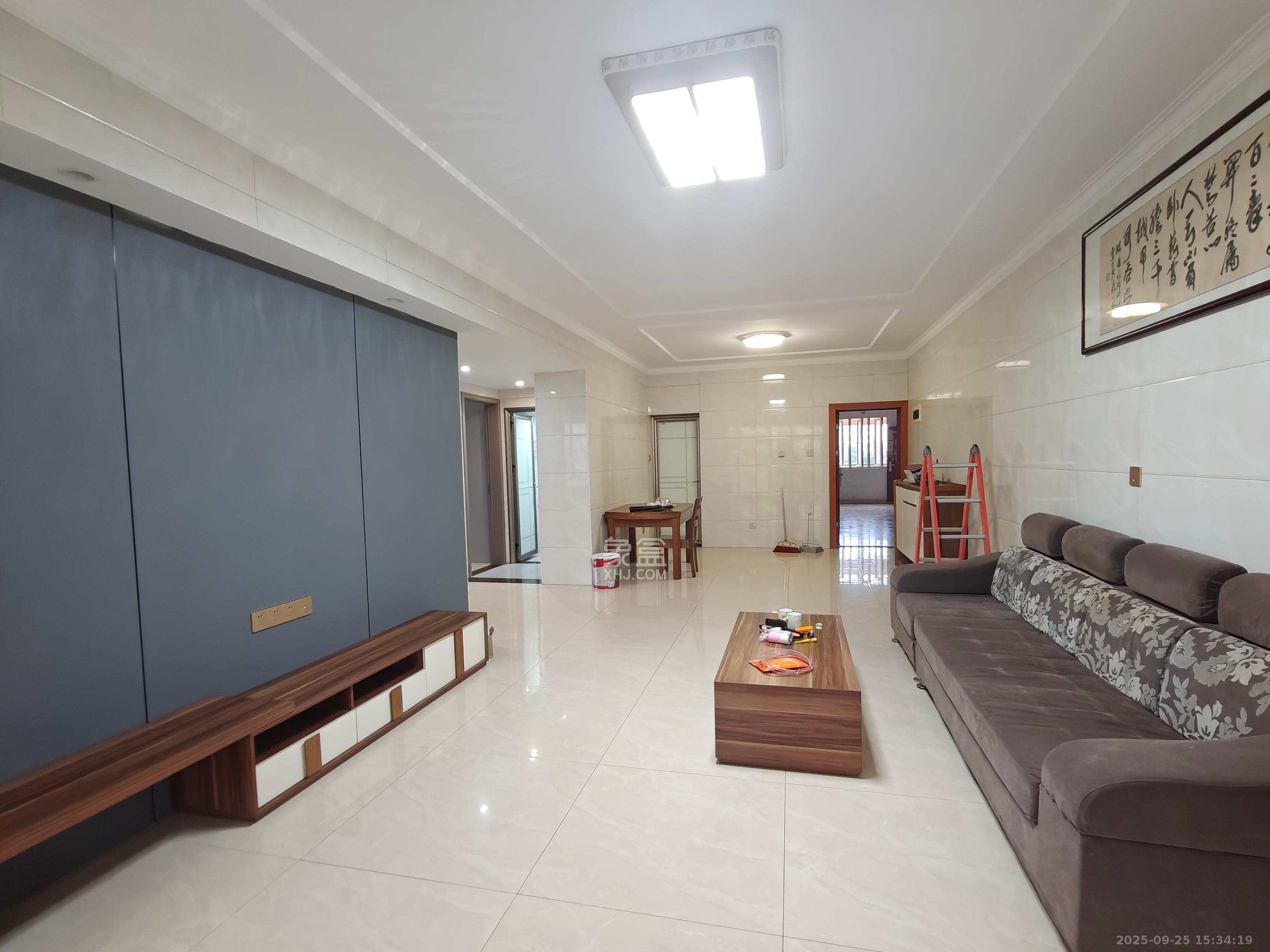 和康园小区 3室2厅1卫 2300.0元/月 和康园小区 3室2厅1卫 2300.0元/月室内图