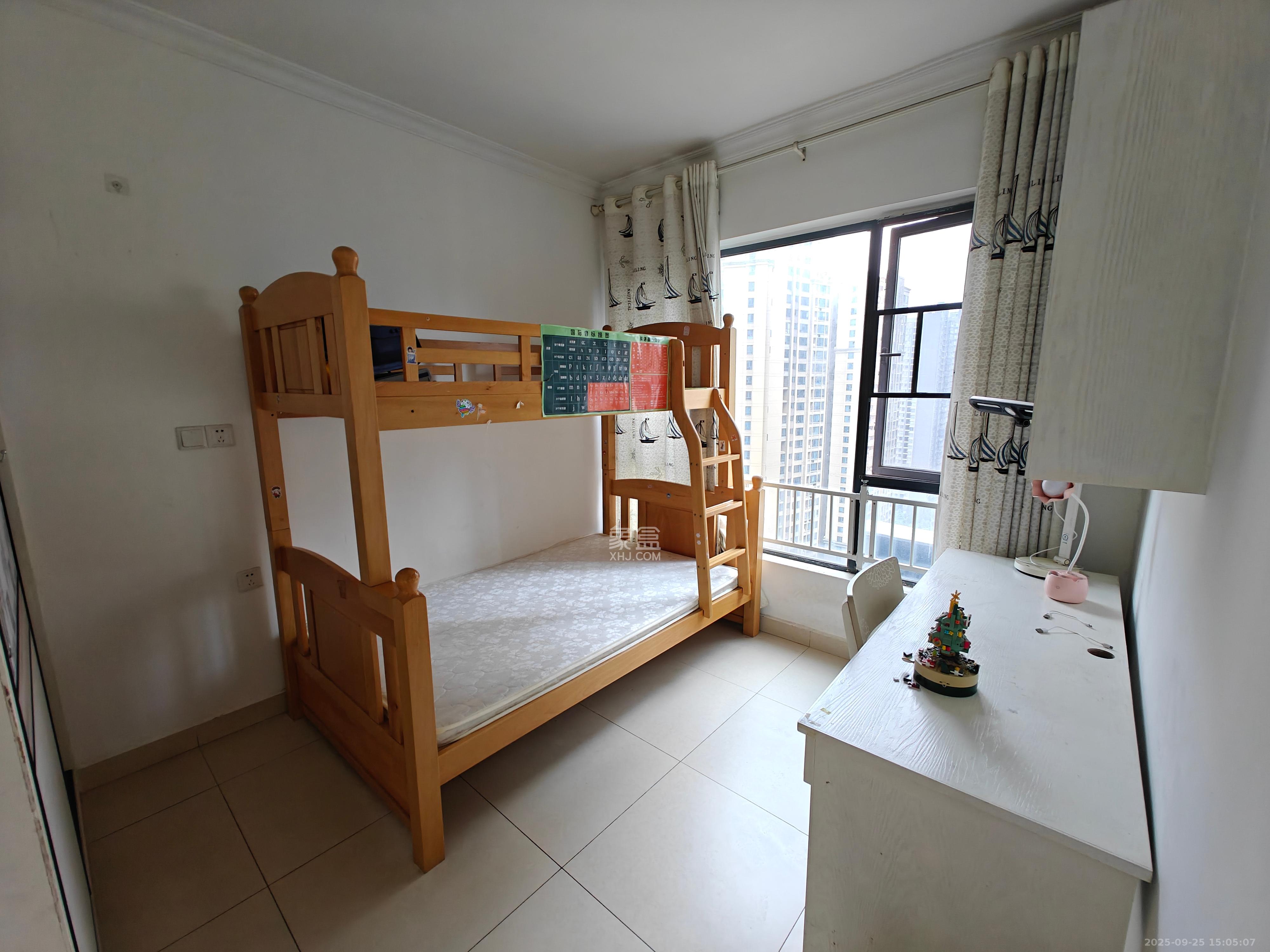 方略城市广场  3室2厅2卫    2000.0元/月室内图