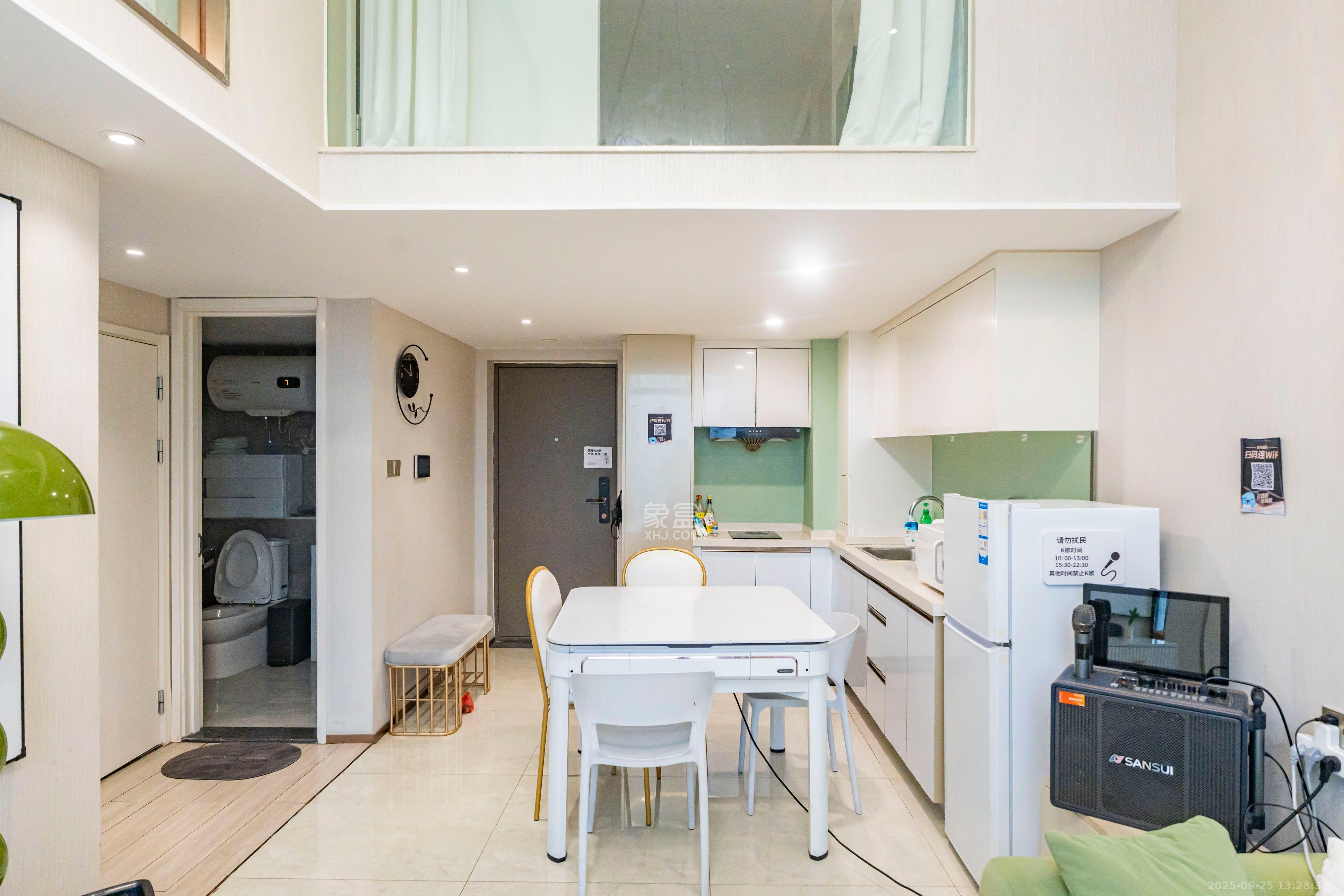 华远华时代  3室2厅1卫    4000.0元/月室内图