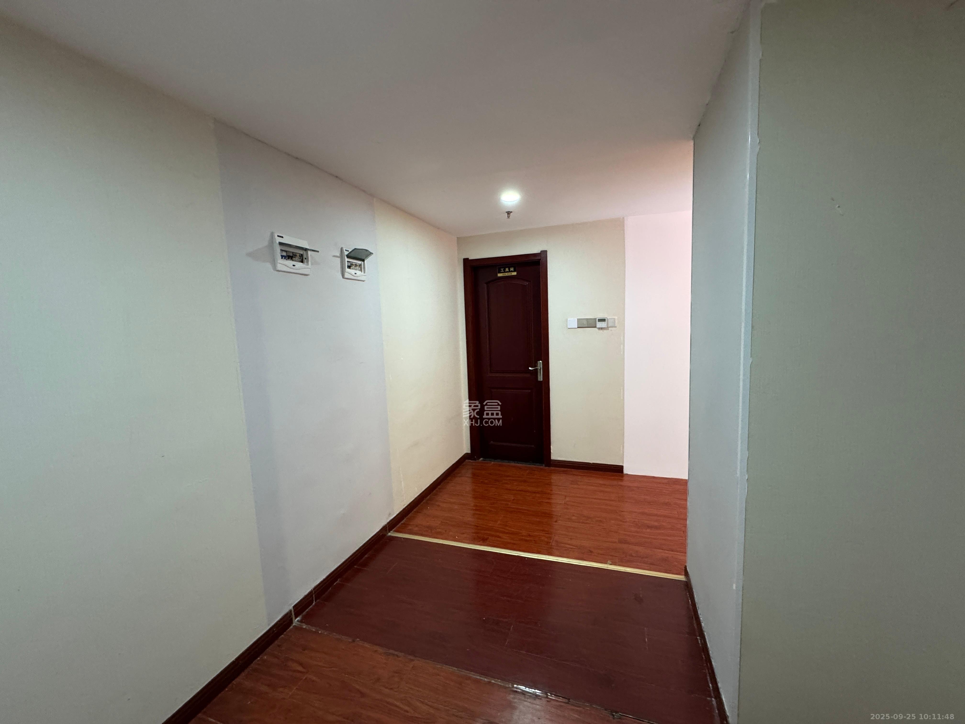 汇达国际公馆（汇达大厦）  8室2厅1卫    5000.0元/月室内图