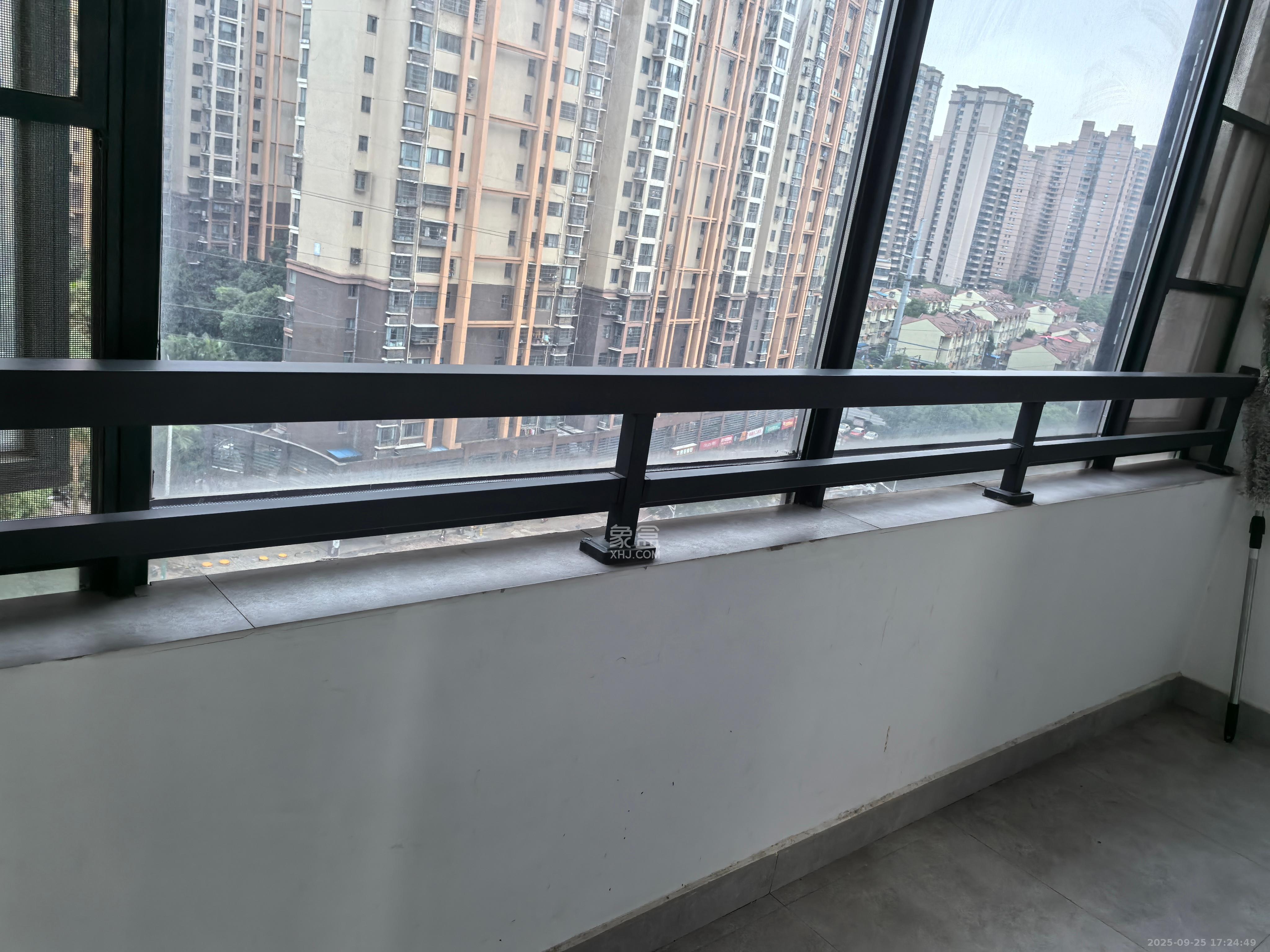 和庄  3室2厅2卫    2800.0元/月室内图