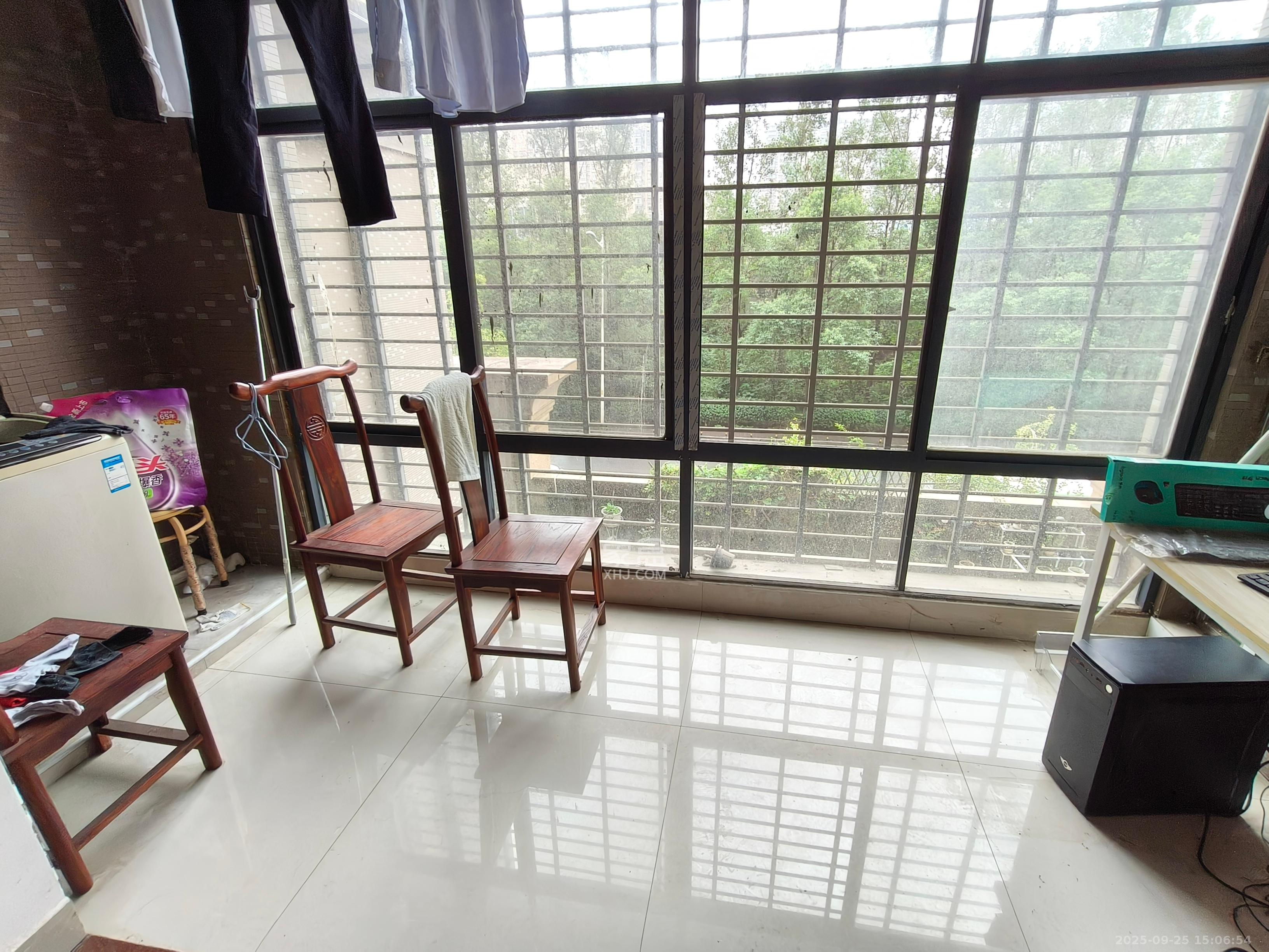 新华都万家城 3室2厅2卫 2300.0元/月 新华都万家城 3室2厅2卫 2300.0元/月室内图