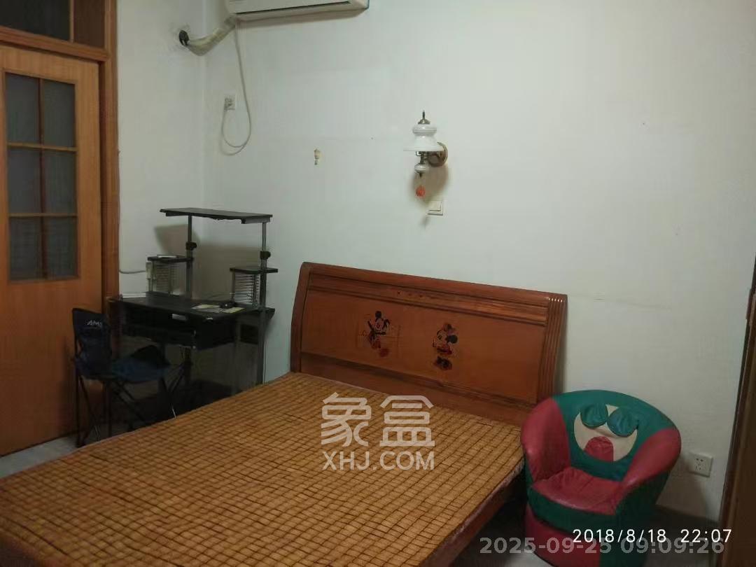 南湖路水工机械厂宿舍 2室1厅1卫 1600.0元/月 南湖路水工机械厂宿舍 2室1厅1卫 1600.0元/月室内图