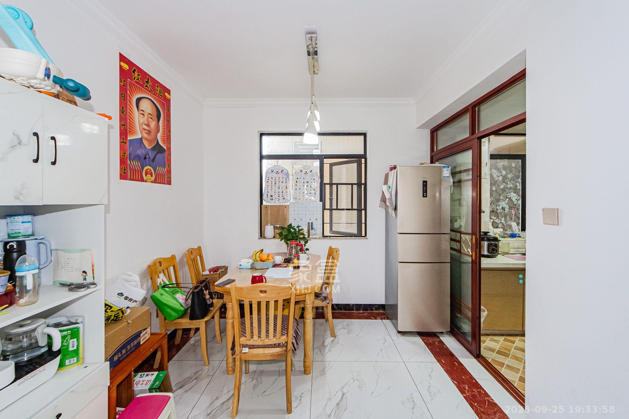 幸福考拉789 3室2厅2卫 2400.0元/月 幸福考拉789 3室2厅2卫 2400.0元/月室内图