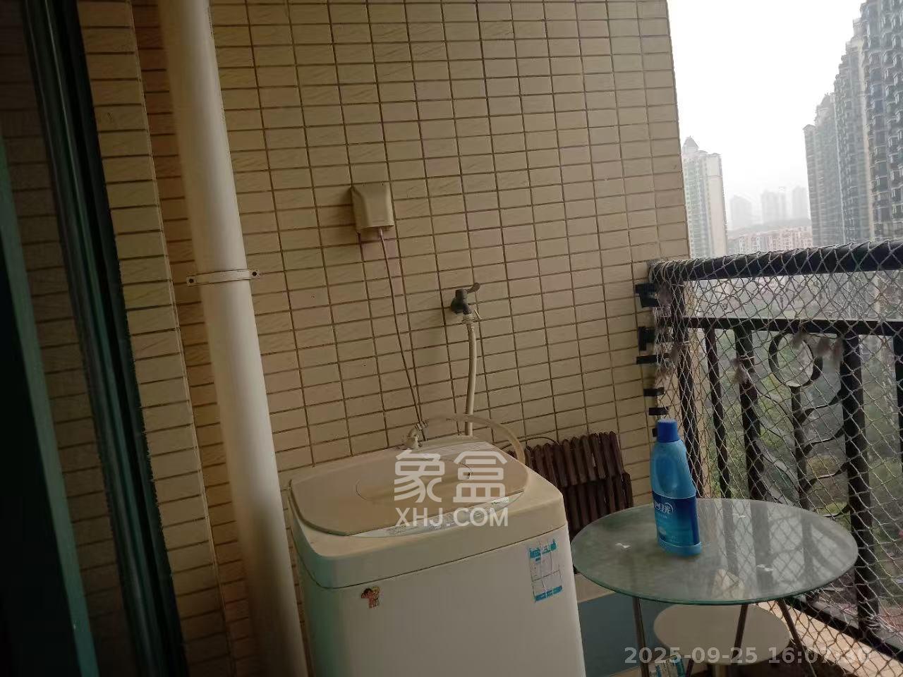 恒大雅苑 2室1厅1卫 2300.0元/月 恒大雅苑 2室1厅1卫 2300.0元/月室内图