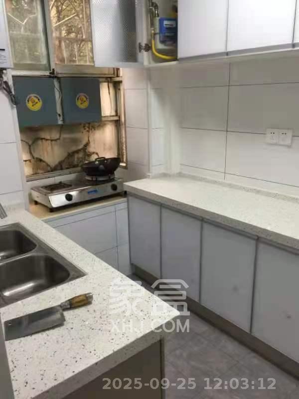 湘卫花苑 2室2厅1卫 1800.0元/月 湘卫花苑 2室2厅1卫 1800.0元/月室内图