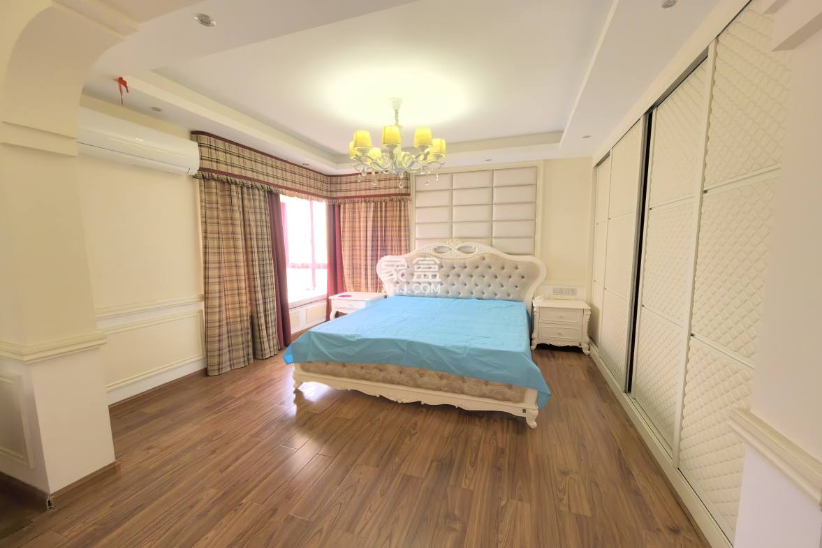 梓山湖领御  1室1厅1卫    42.8万 梓山湖领御  1室1厅1卫    42.8万客厅