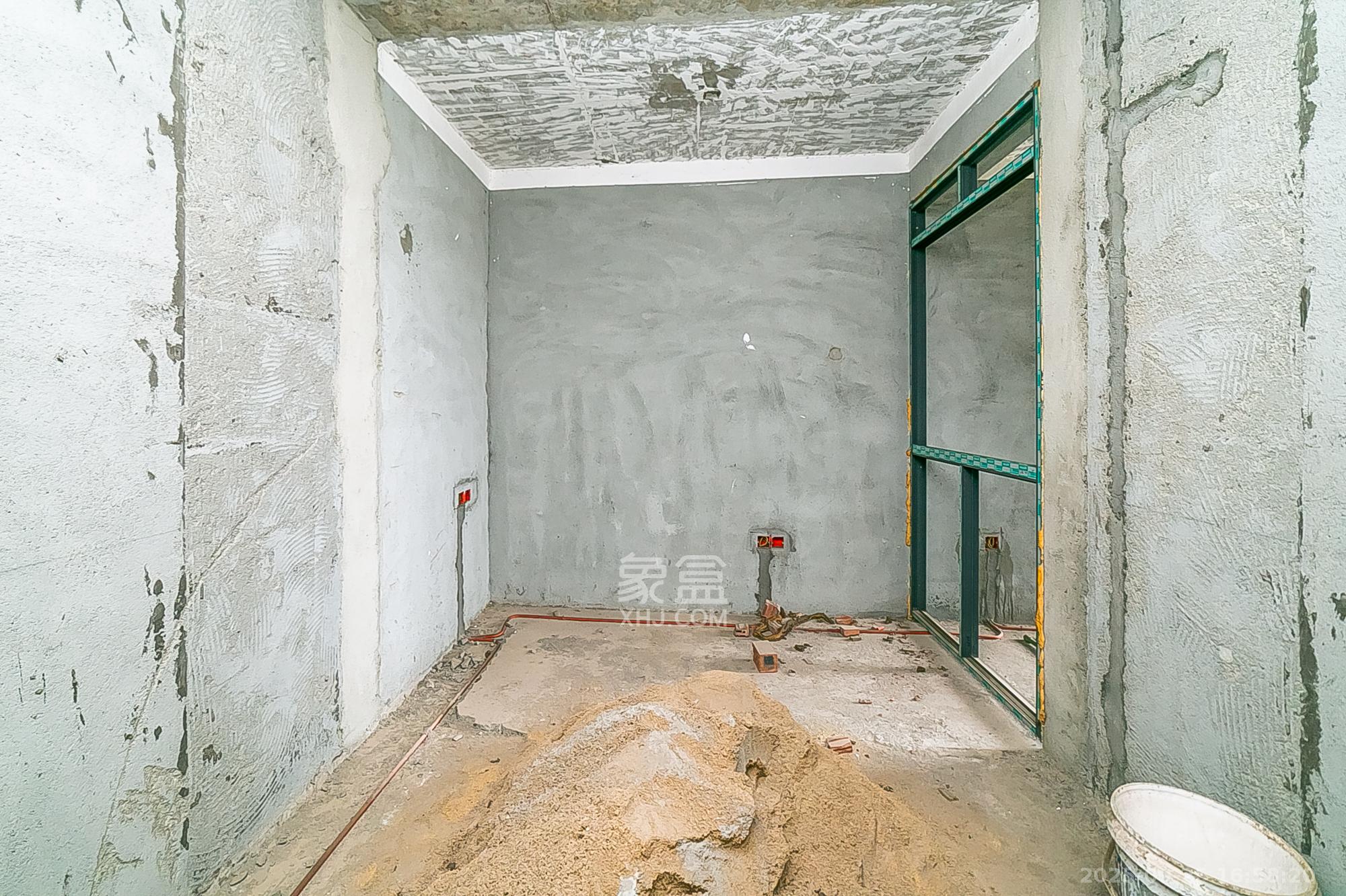 天鸿天府(天鸿中央大院)  3室2厅1卫    105.0万 天鸿天府(天鸿中央大院)  3室2厅1卫    105.0万卧室