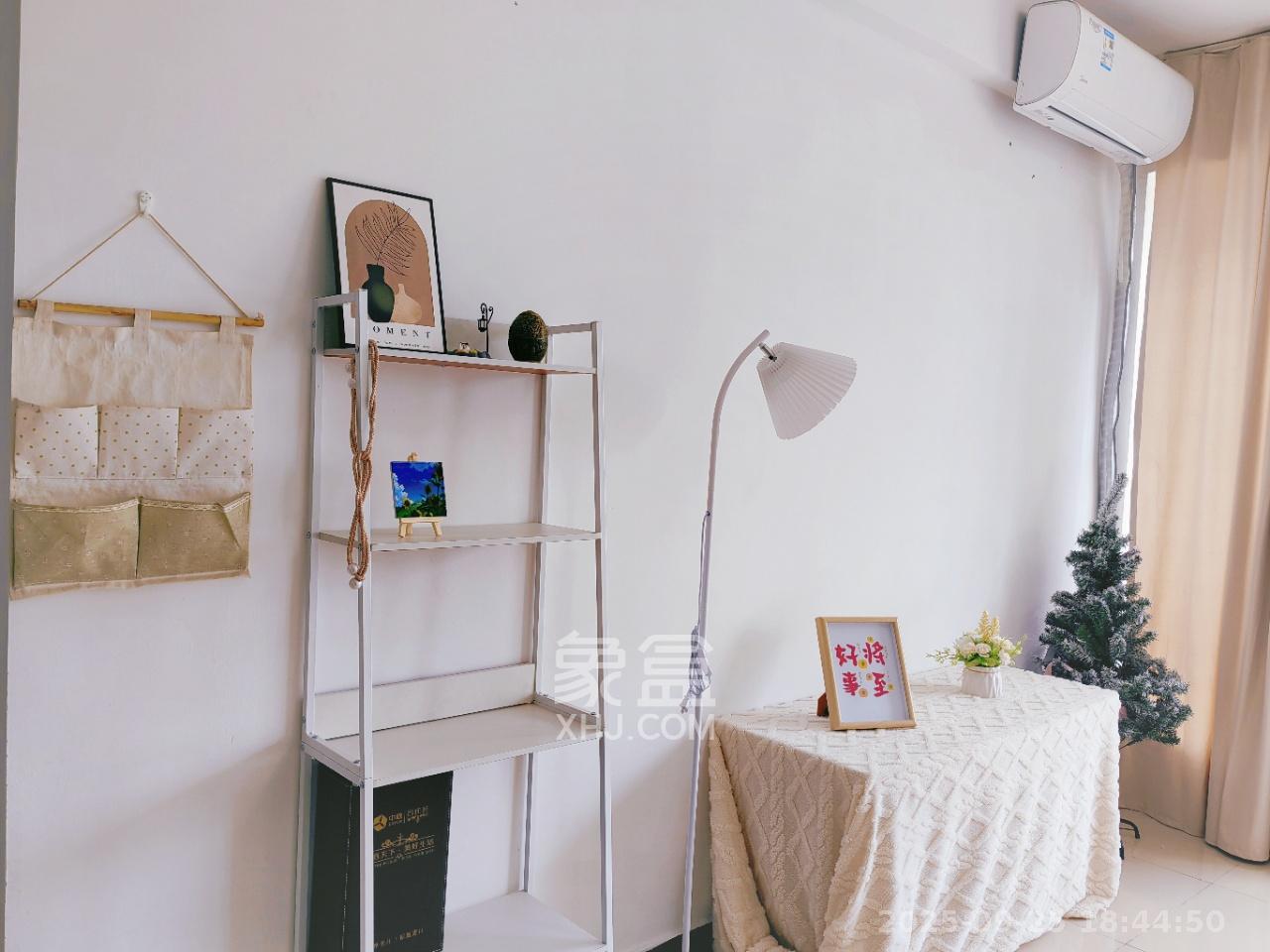 运通尊苑 1室2厅1卫 2300.0元/月 运通尊苑 1室2厅1卫 2300.0元/月室内图