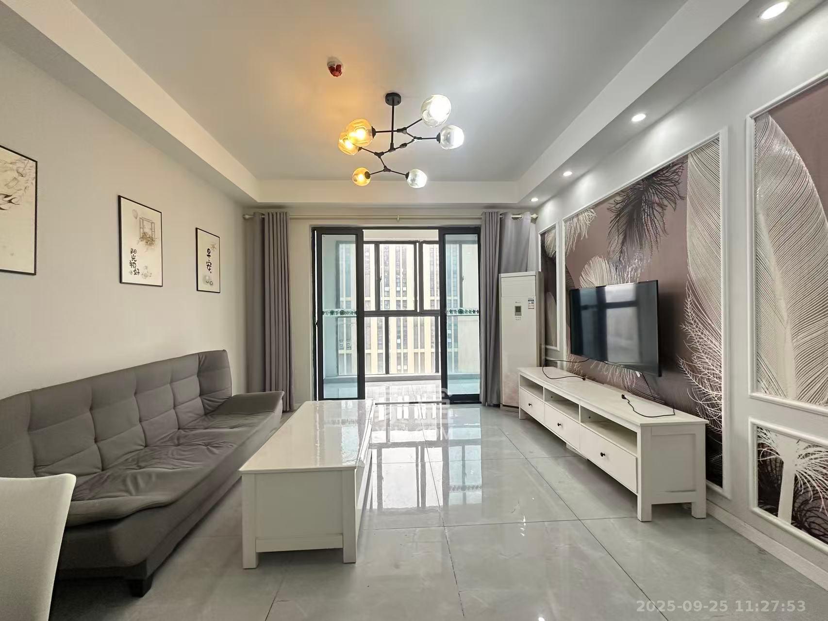 天翼花园(中国电信单位房) 3室2厅1卫 2800.0元/月 天翼花园(中国电信单位房) 3室2厅1卫 2800.0元/月室内图