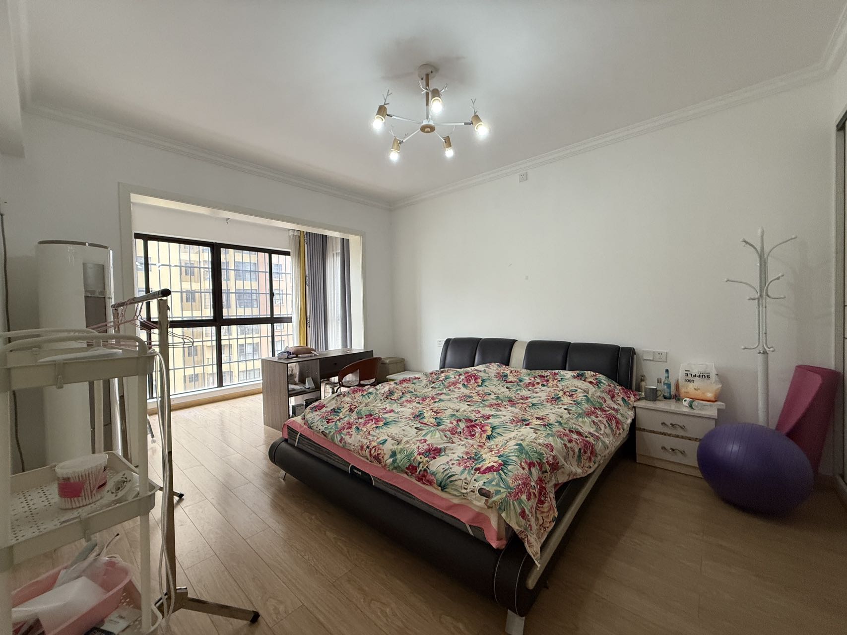 荷塘观邸 4室2厅2卫 67.5万 荷塘观邸 4室2厅2卫 67.5万室内图