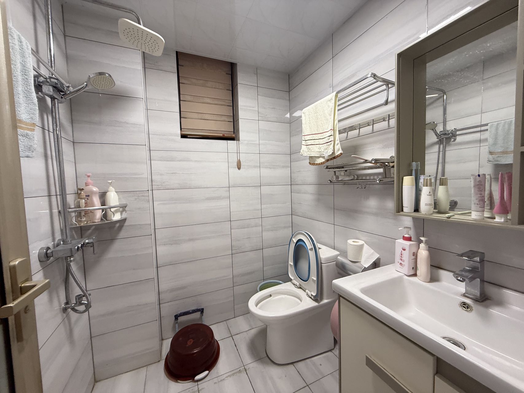 荷塘观邸 4室2厅2卫 67.5万 荷塘观邸 4室2厅2卫 67.5万室内图