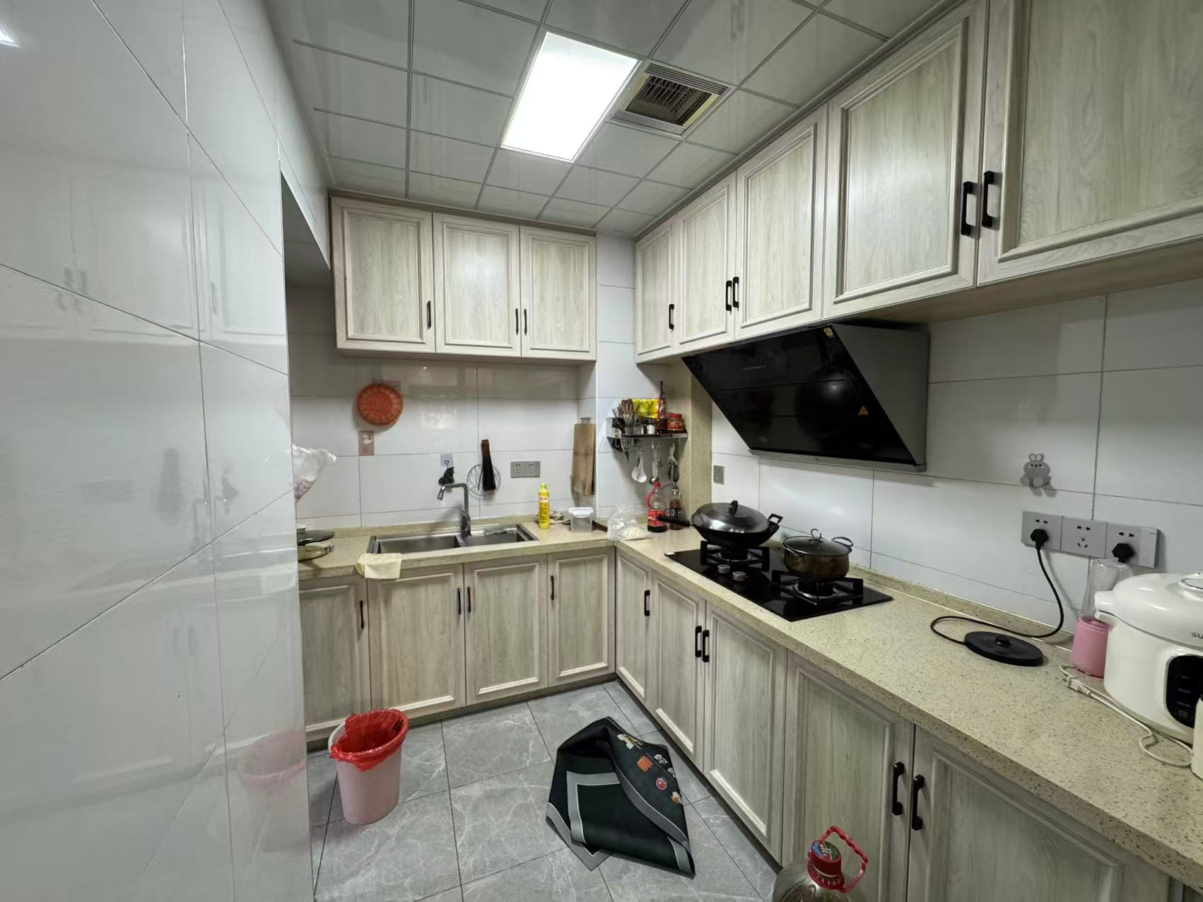 城市公园  3室2厅1卫    38.0万室内图