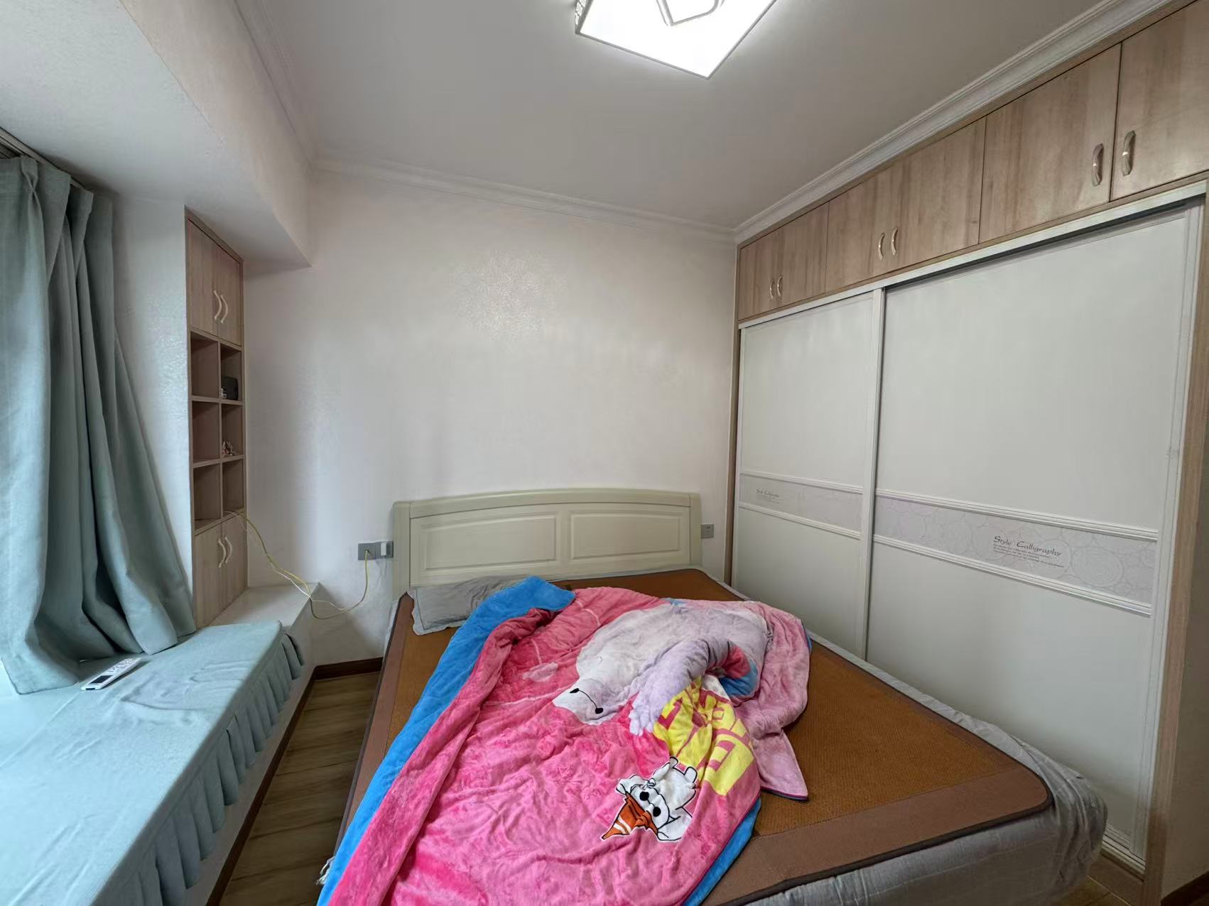 城市公园  3室2厅1卫    38.0万室内图