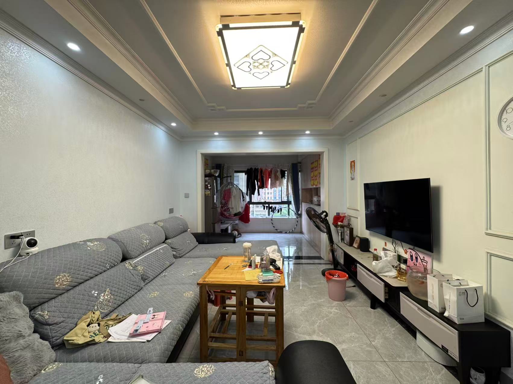 城市公园  3室2厅1卫    38.0万室内图