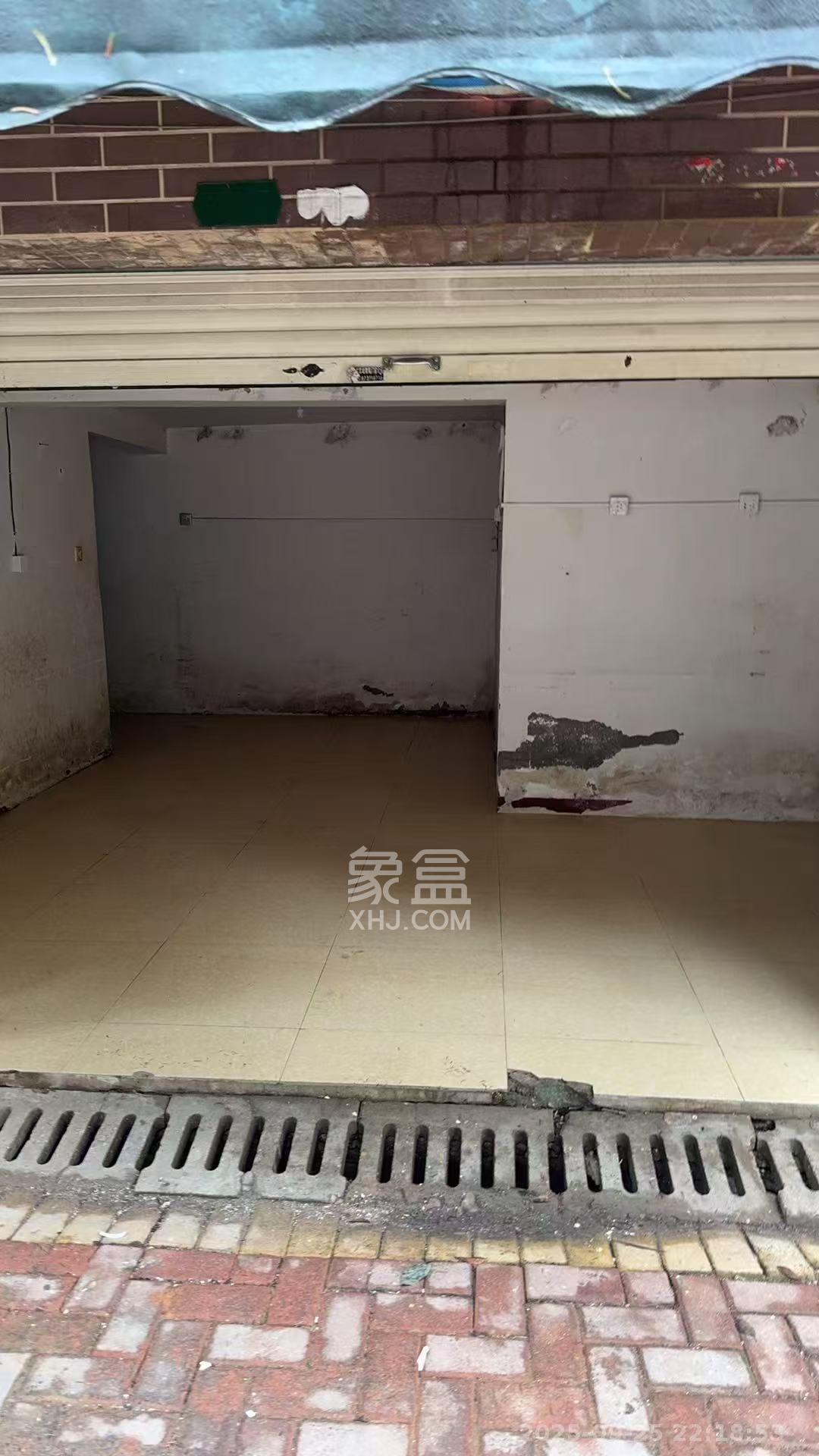 山水湾 1室0厅0卫 800.0元/月 山水湾 1室0厅0卫 800.0元/月室内图