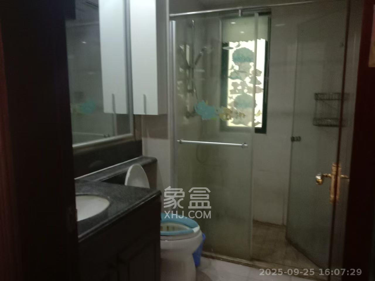 恒大雅苑 2室1厅1卫 2300.0元/月 恒大雅苑 2室1厅1卫 2300.0元/月室内图