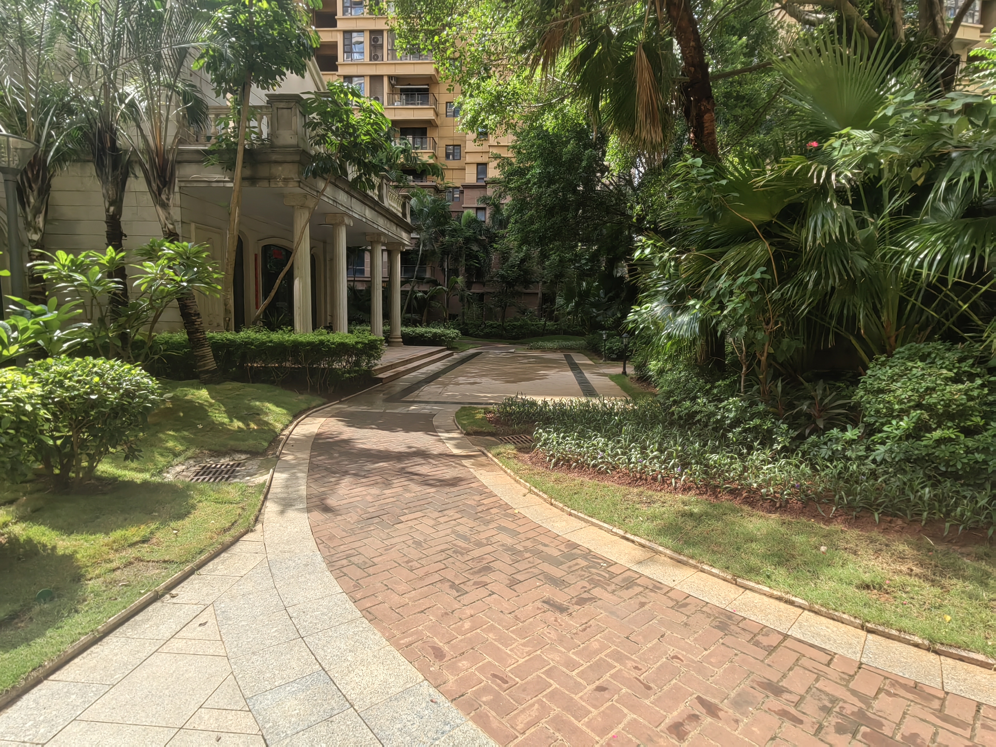 罗曼帝克 2室2厅1卫 2000.0元/月 罗曼帝克 2室2厅1卫 2000.0元/月小区图