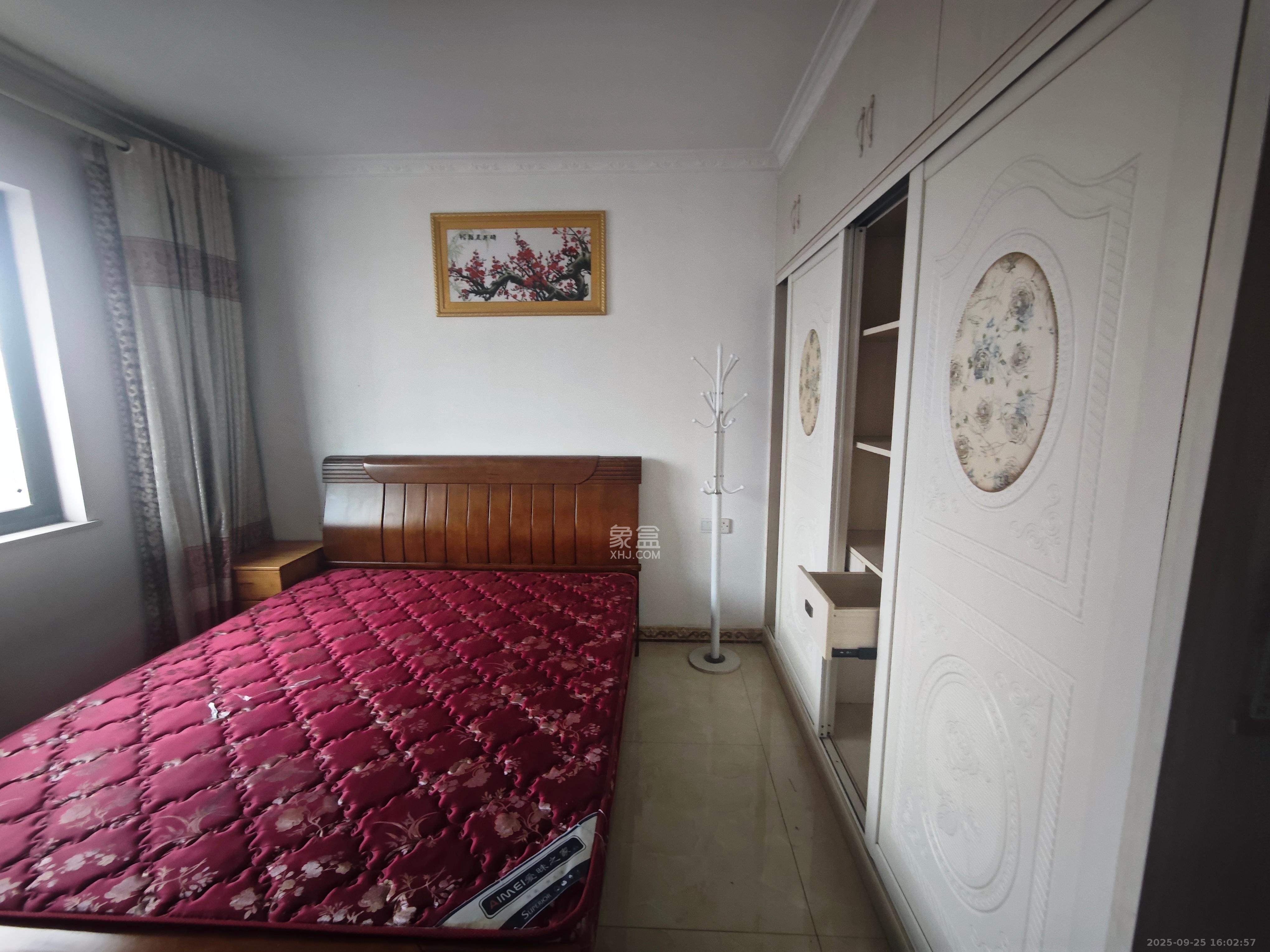 金富星城 3室2厅1卫 1500.0元/月 金富星城 3室2厅1卫 1500.0元/月室内图