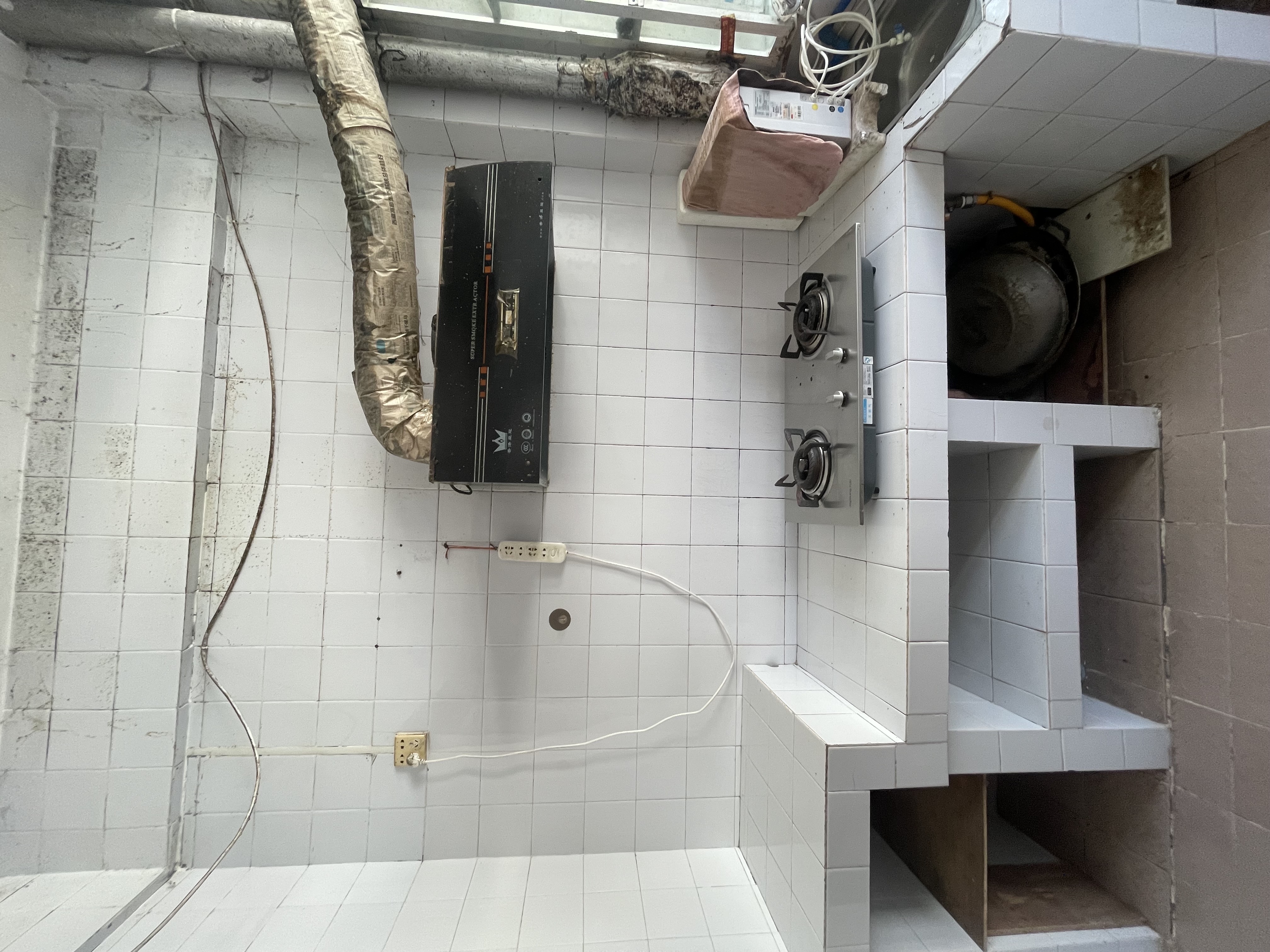 金鹿花园一期 3室2厅1卫 2000.0元/月 金鹿花园一期 3室2厅1卫 2000.0元/月室内图