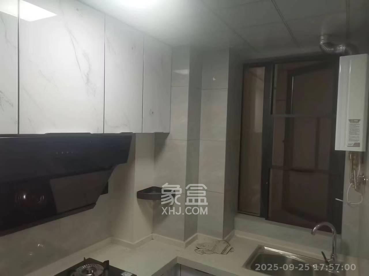 韭菜园嘉苑  2室1厅1卫    2900.0元/月室内图