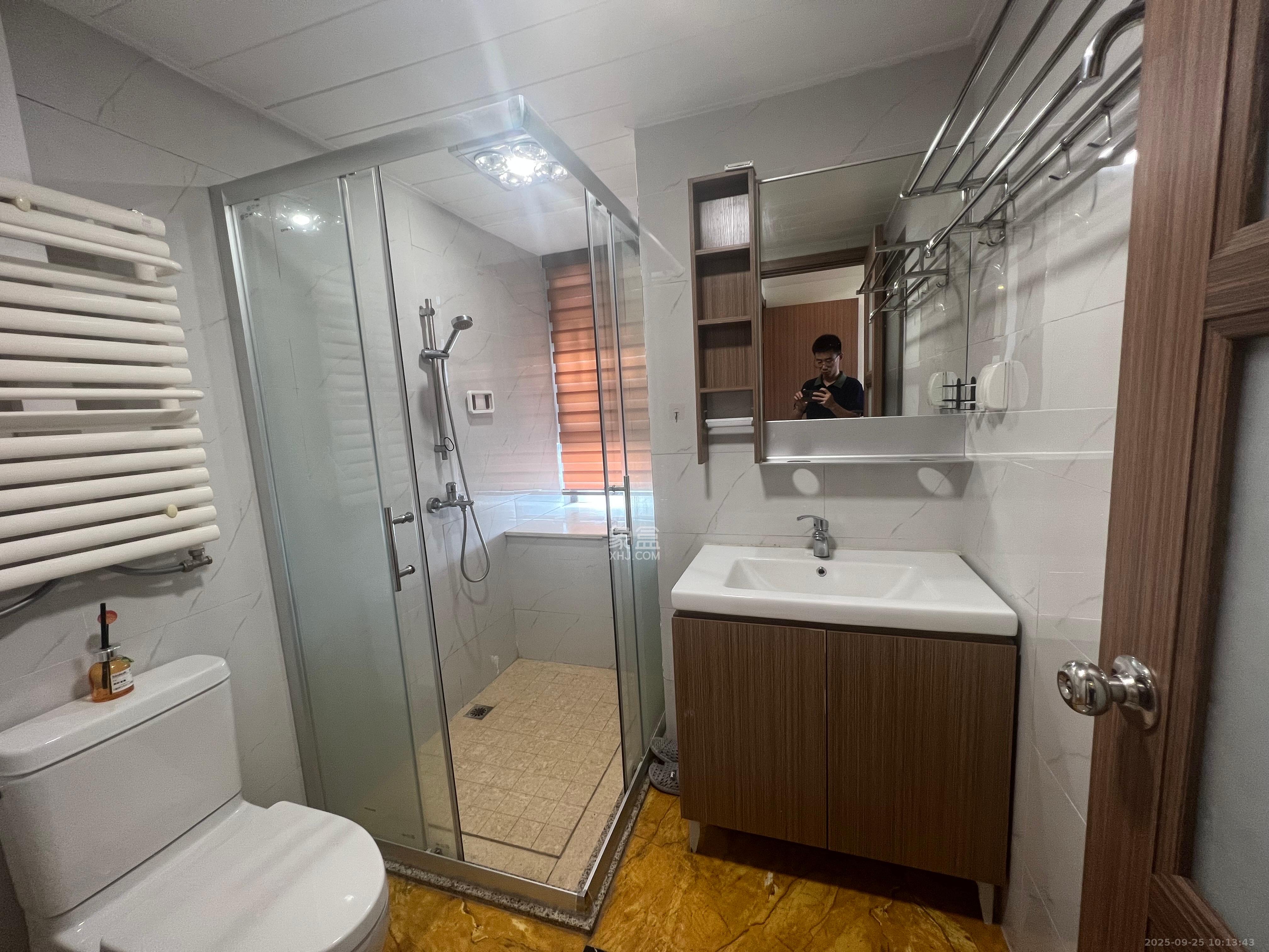 碧桂园威尼斯城 3室2厅2卫 3800.0元/月 碧桂园威尼斯城 3室2厅2卫 3800.0元/月室内图