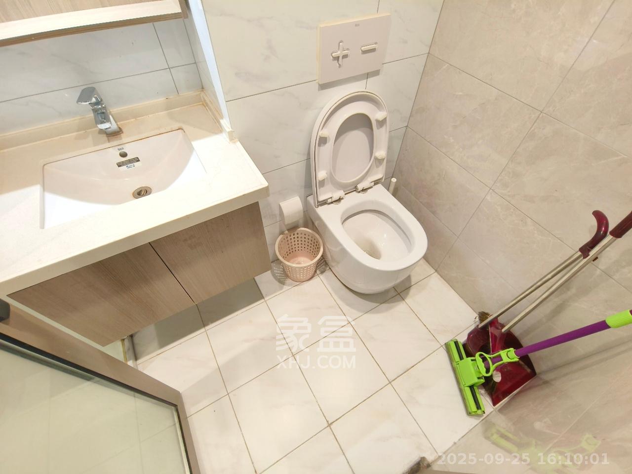 藏珑湖上公馆  1室0厅0卫    2100.0元/月室内图