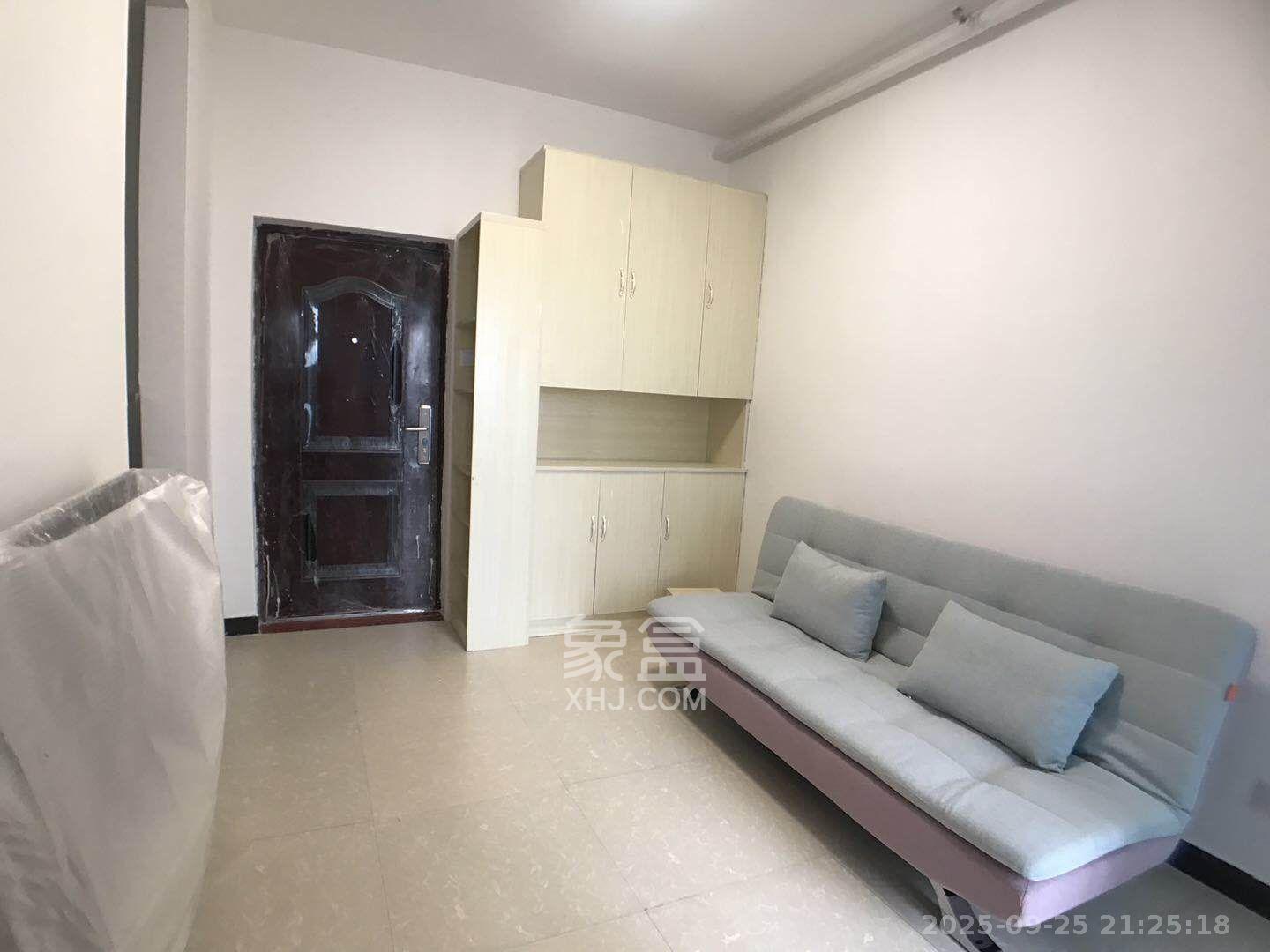 荣悦台 1室1厅1卫 2000.0元/月 荣悦台 1室1厅1卫 2000.0元/月室内图