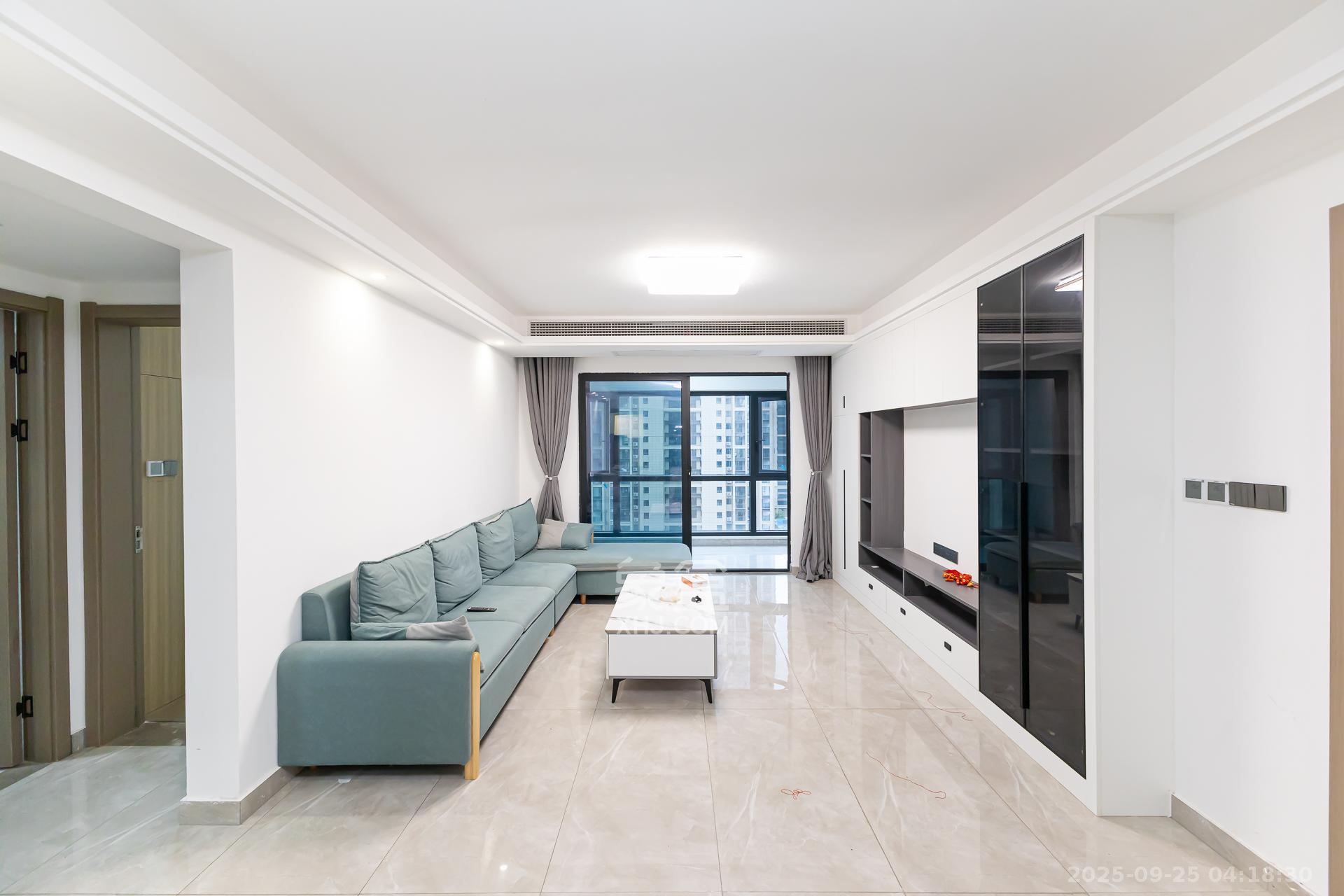 金富湘江悦城  4室2厅2卫    148.0万