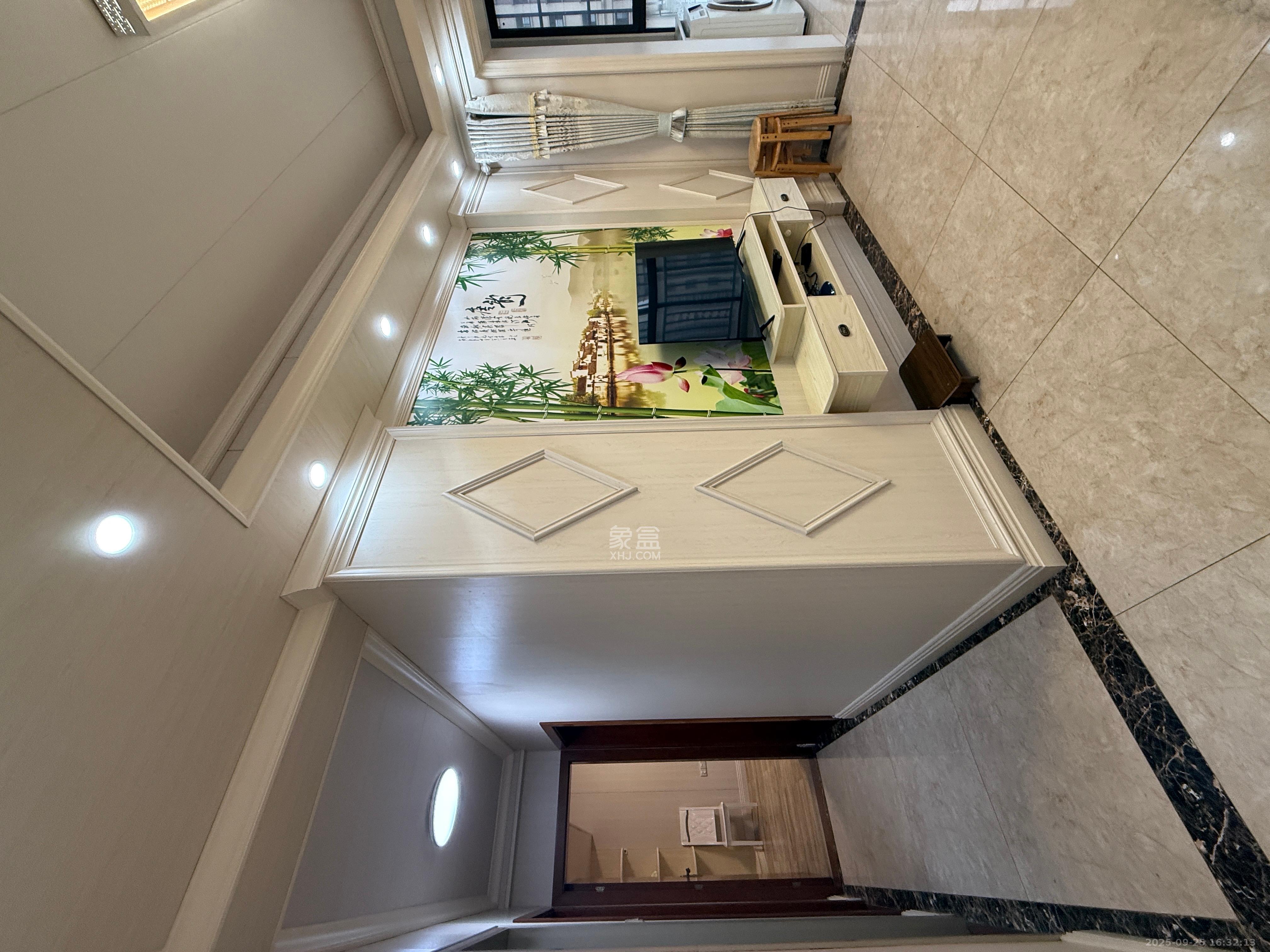 华润置地广场二期 3室2厅2卫 2600.0元/月 华润置地广场二期 3室2厅2卫 2600.0元/月室内图