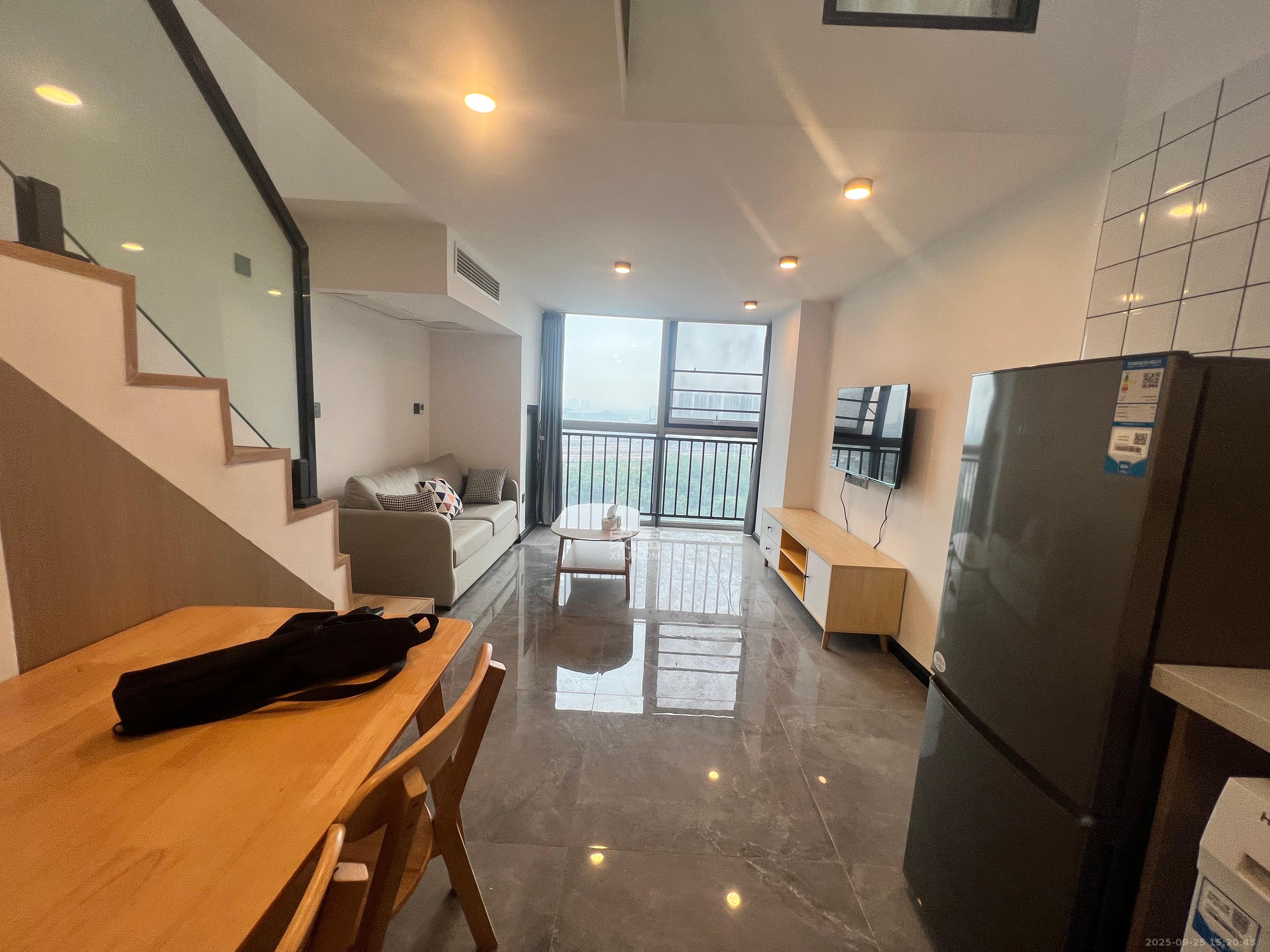 绿地长沙城际空间站(绿地新里佳苑) 2室1厅1卫 2000.0元/月 绿地长沙城际空间站(绿地新里佳苑) 2室1厅1卫 2000.0元/月室内图