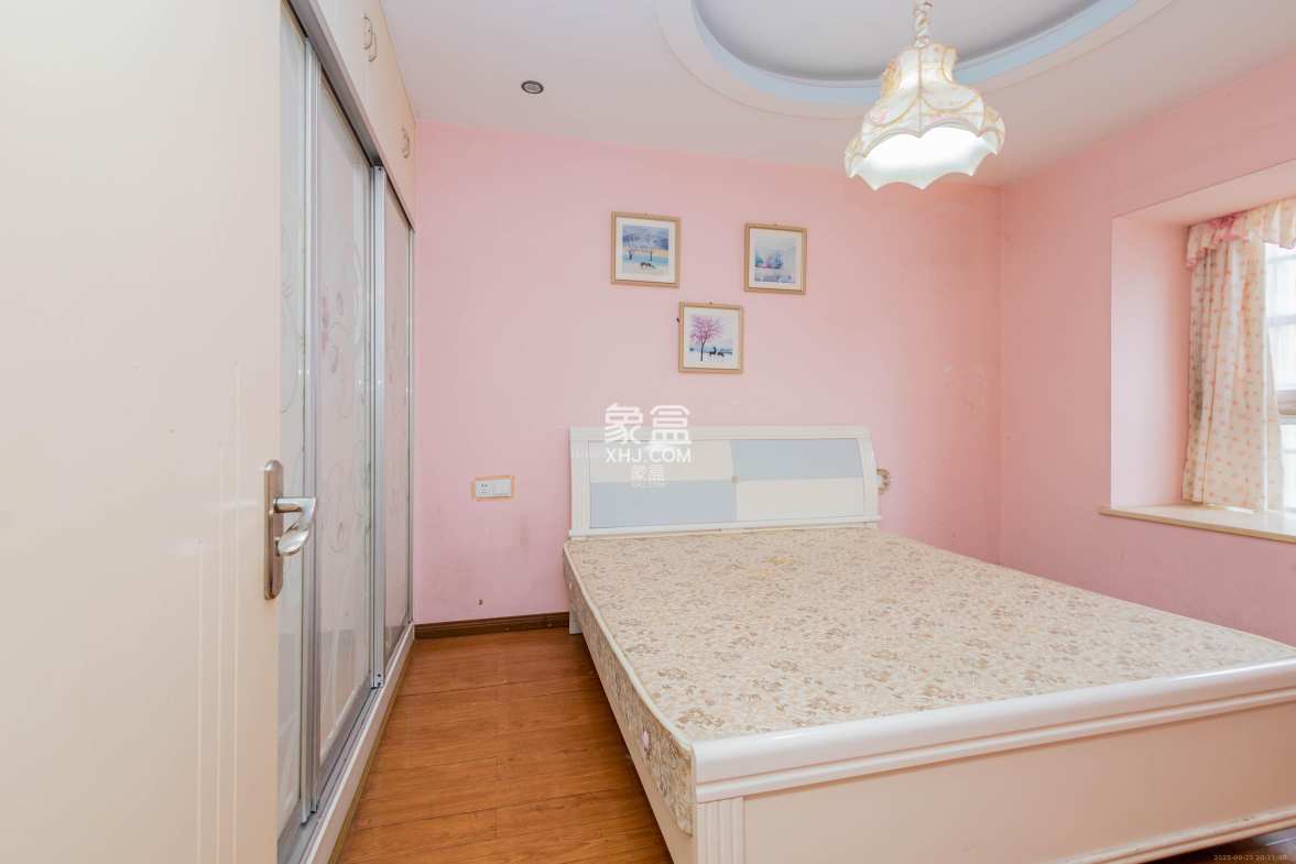 明天一城 2室1厅1卫 39.8万 明天一城 2室1厅1卫 39.8万卧室