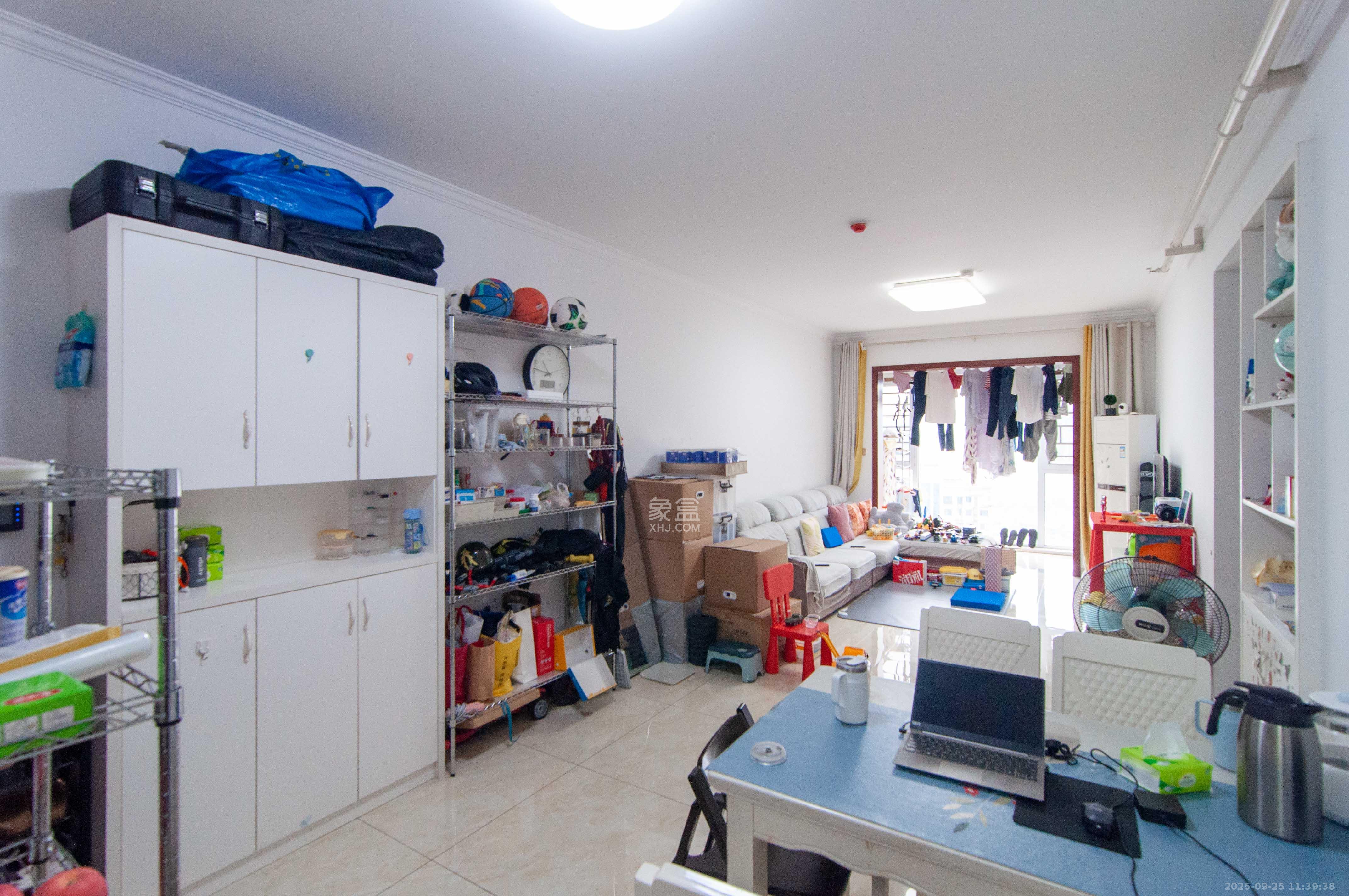 中建梅溪湖中心 3室2厅2卫 128.0万 中建梅溪湖中心 3室2厅2卫 128.0万客厅