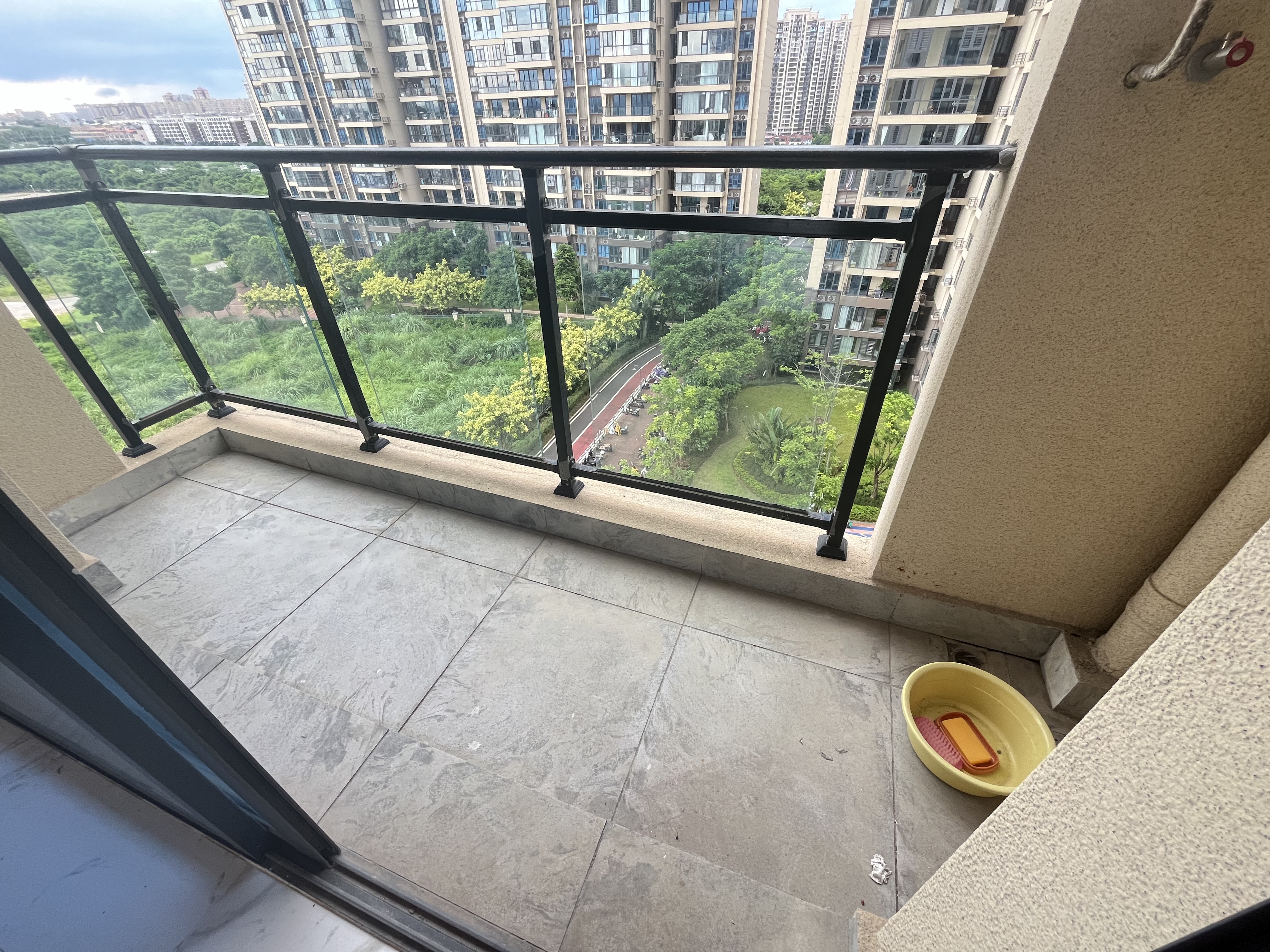 碧桂园公园上城 3室2厅2卫 2500.0元/月 碧桂园公园上城 3室2厅2卫 2500.0元/月室内图