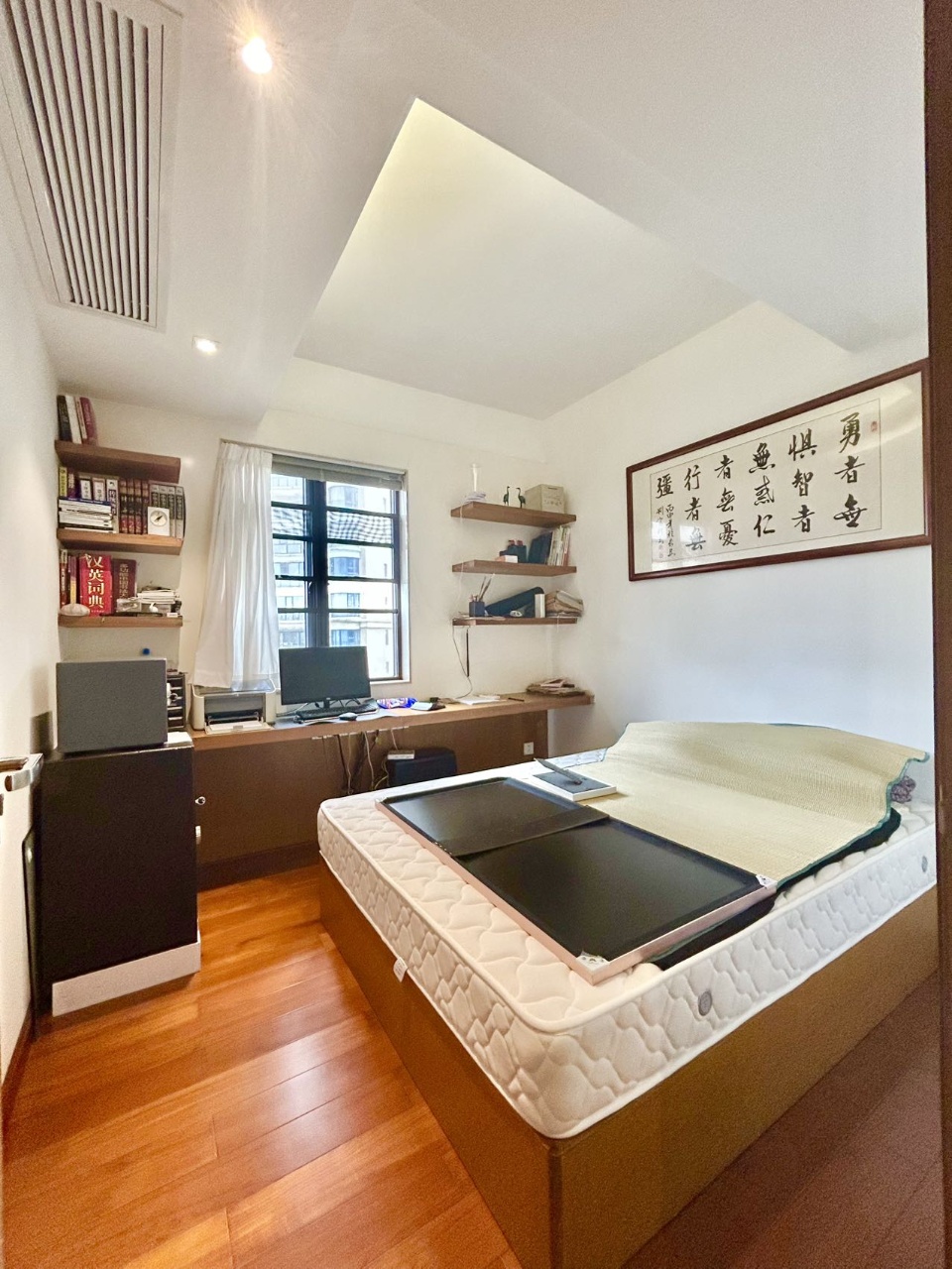 滨江帝景二期(三期) 4室2厅2卫 229.0万 滨江帝景二期(三期) 4室2厅2卫 229.0万室内图