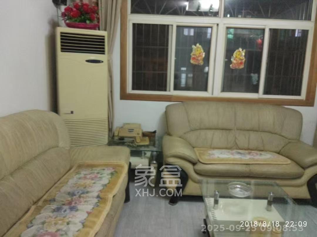 南湖路水工机械厂宿舍 2室1厅1卫 1600.0元/月 南湖路水工机械厂宿舍 2室1厅1卫 1600.0元/月室内图