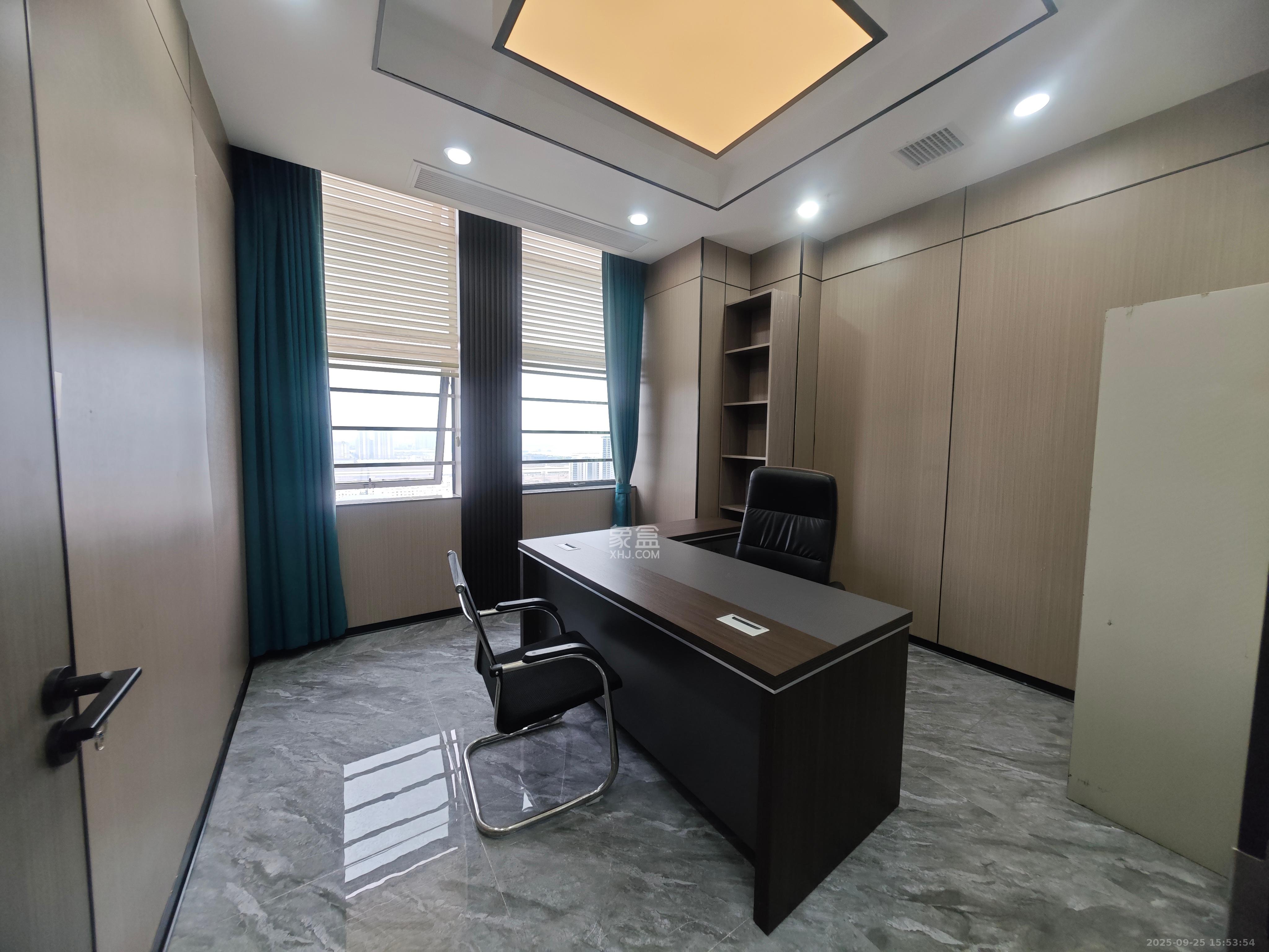 华润置地广场二期 1室0厅0卫 8000.0元/月 华润置地广场二期 1室0厅0卫 8000.0元/月室内图