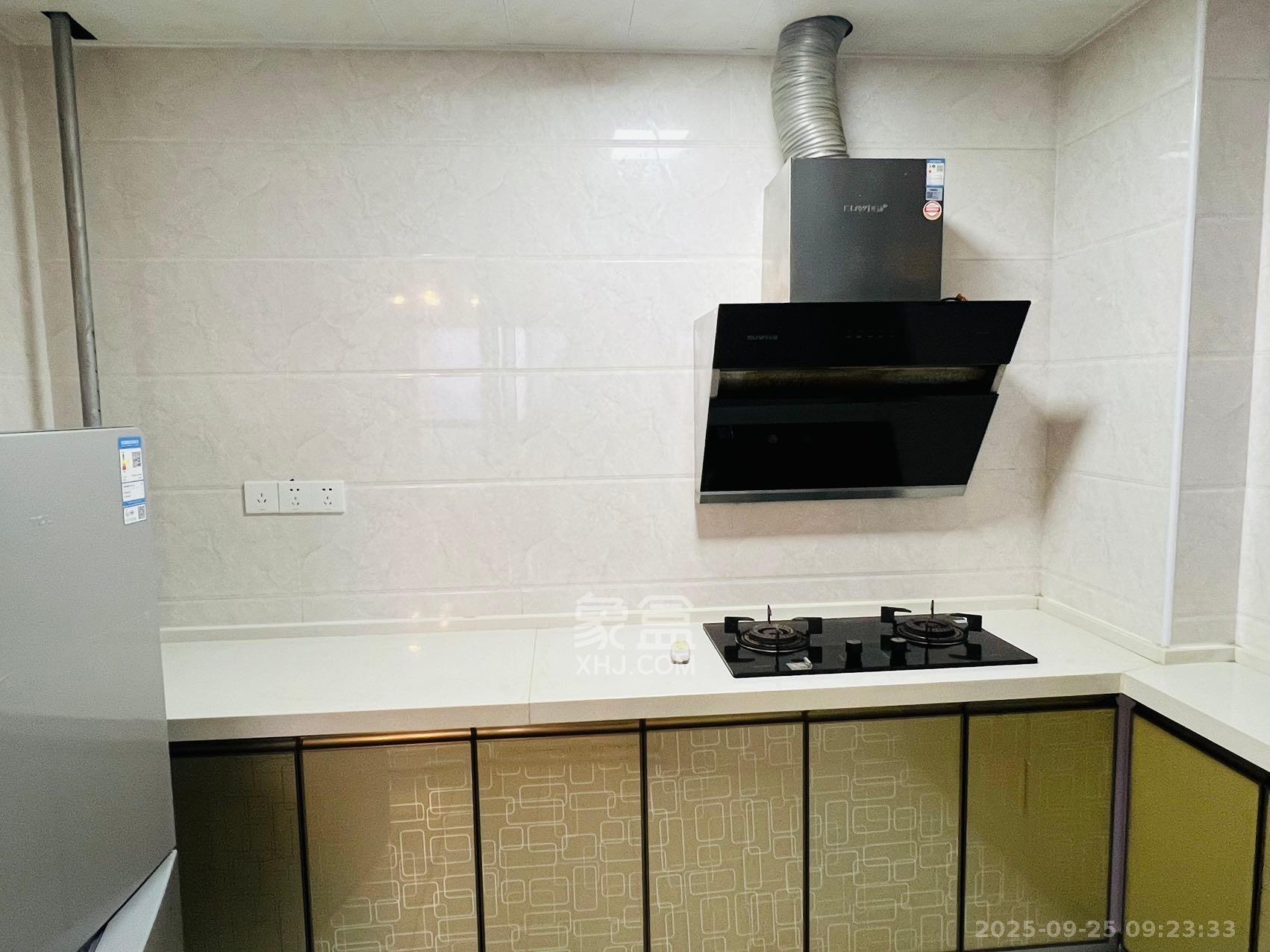 长房云时代  1室1厅1卫    2450.0元/月户型图