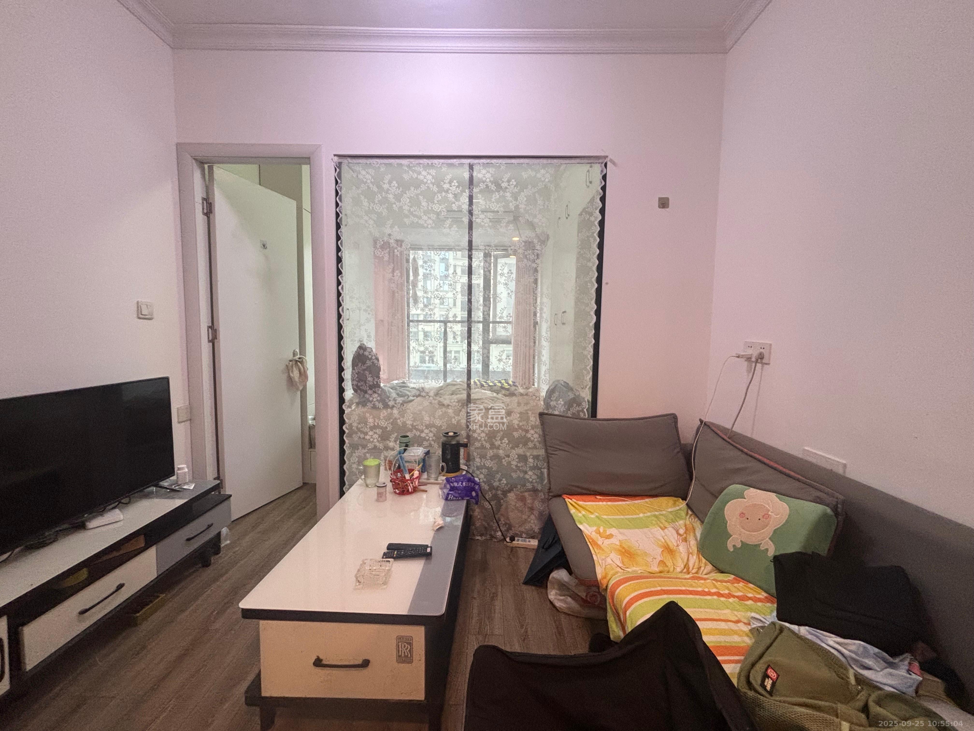 卓越浅水湾 1室1厅1卫 1400.0元/月 卓越浅水湾 1室1厅1卫 1400.0元/月室内图