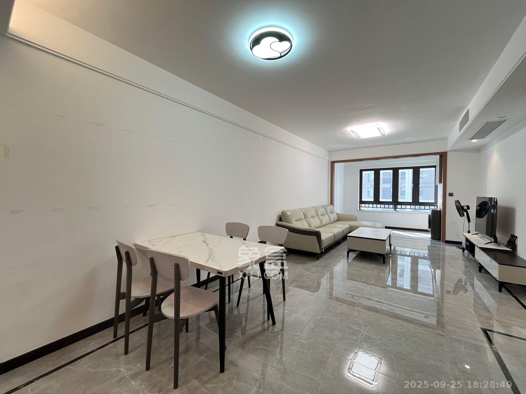 卓越江岸 4室2厅2卫 4800.0元/月 卓越江岸 4室2厅2卫 4800.0元/月室内图